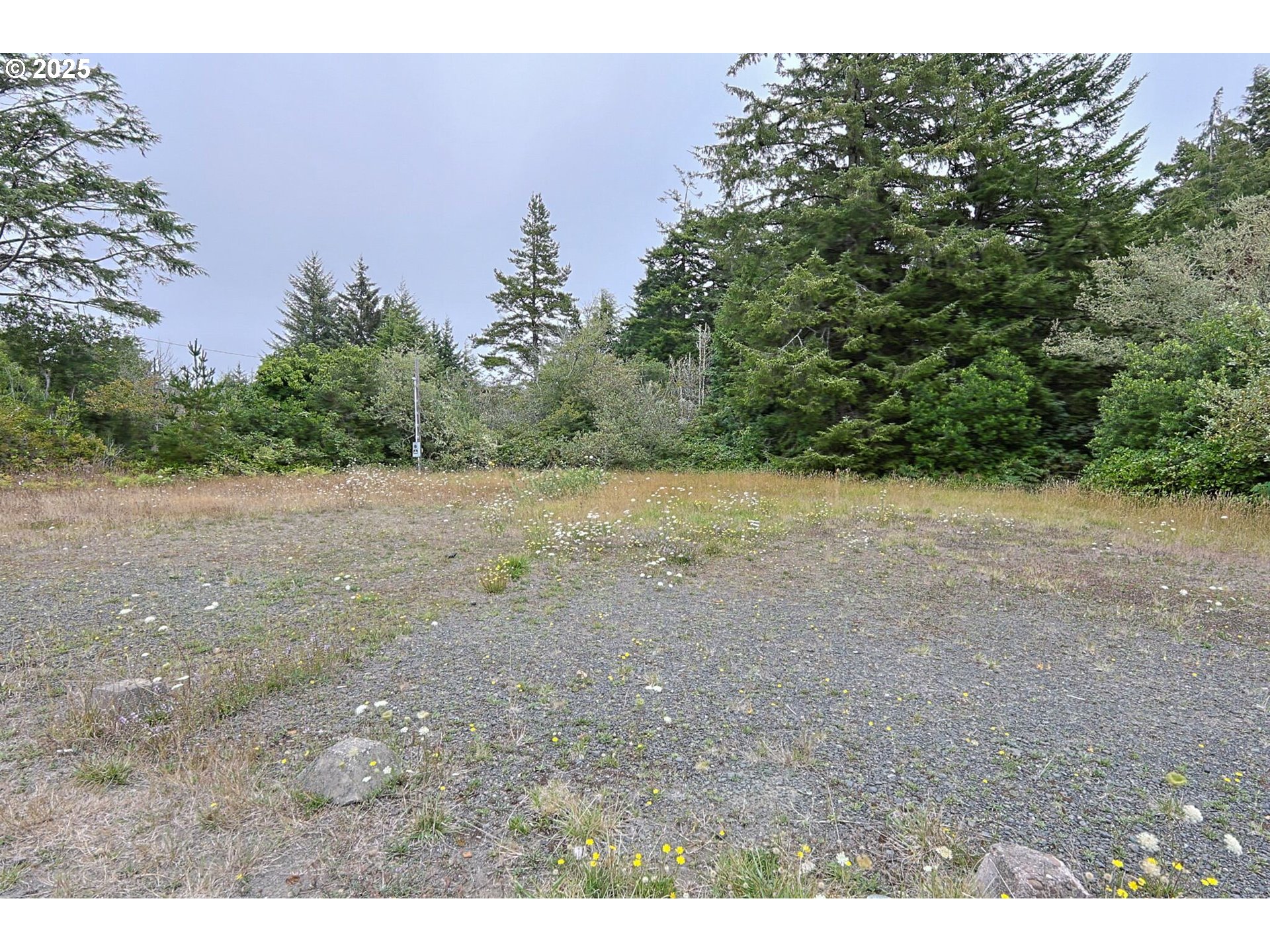 63817 WALLACE RD, Coos Bay, OR, 97420