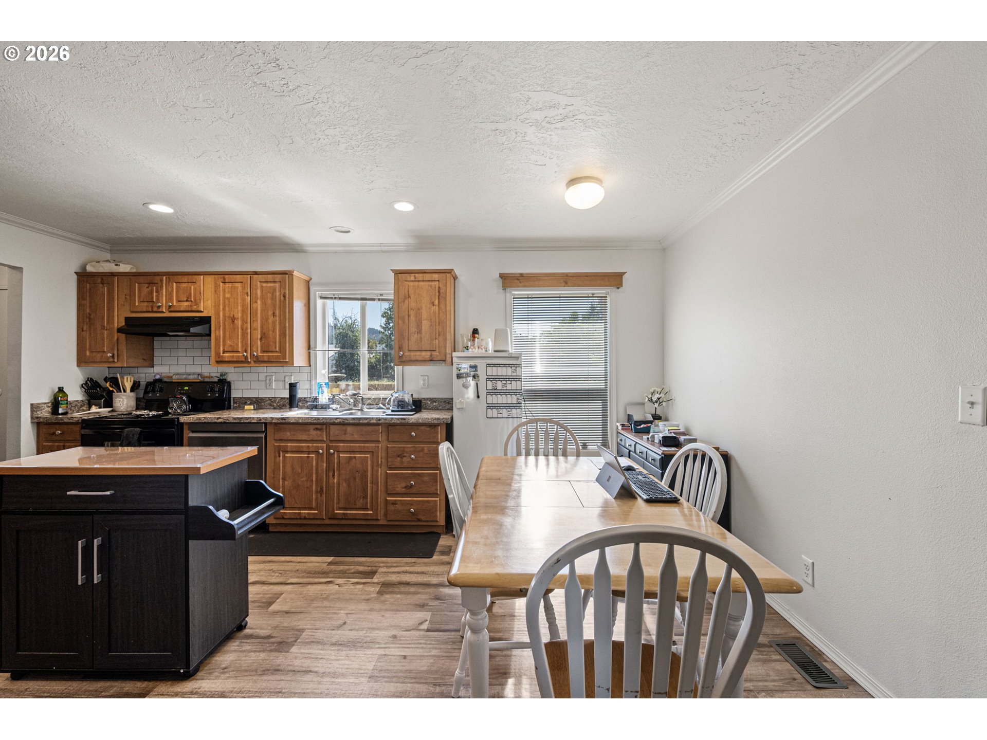 Property photo 11 of 40