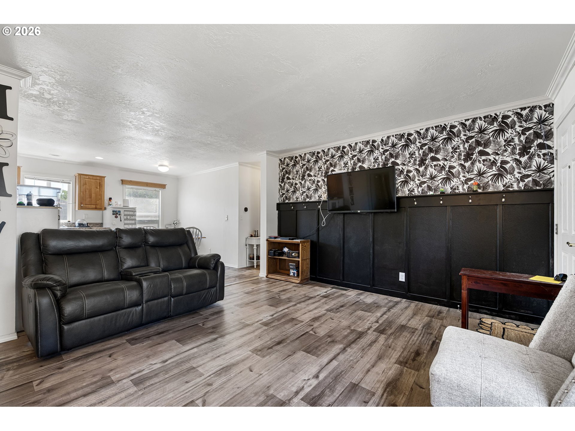 Property photo 8 of 40