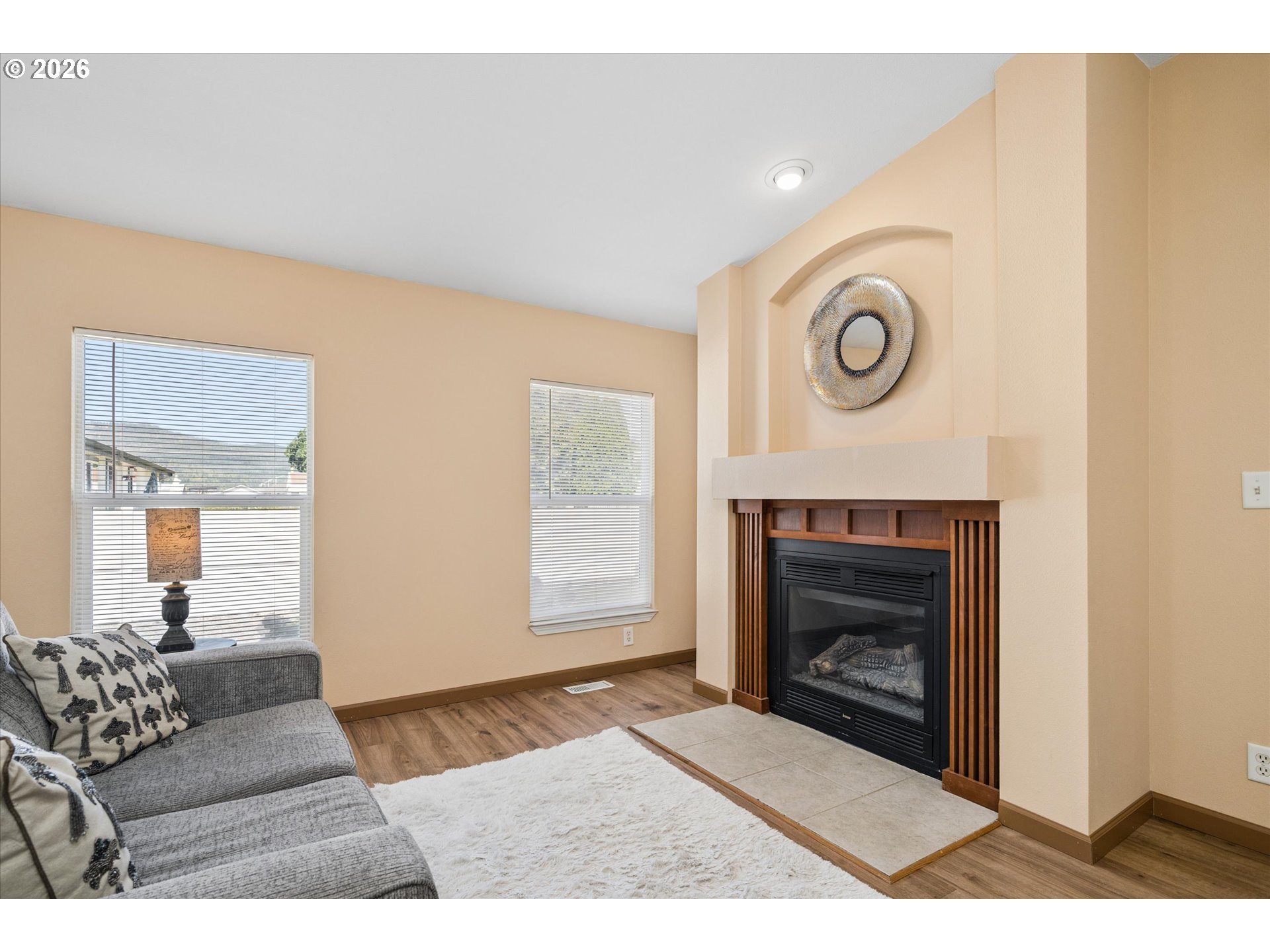 Property photo 16 of 37