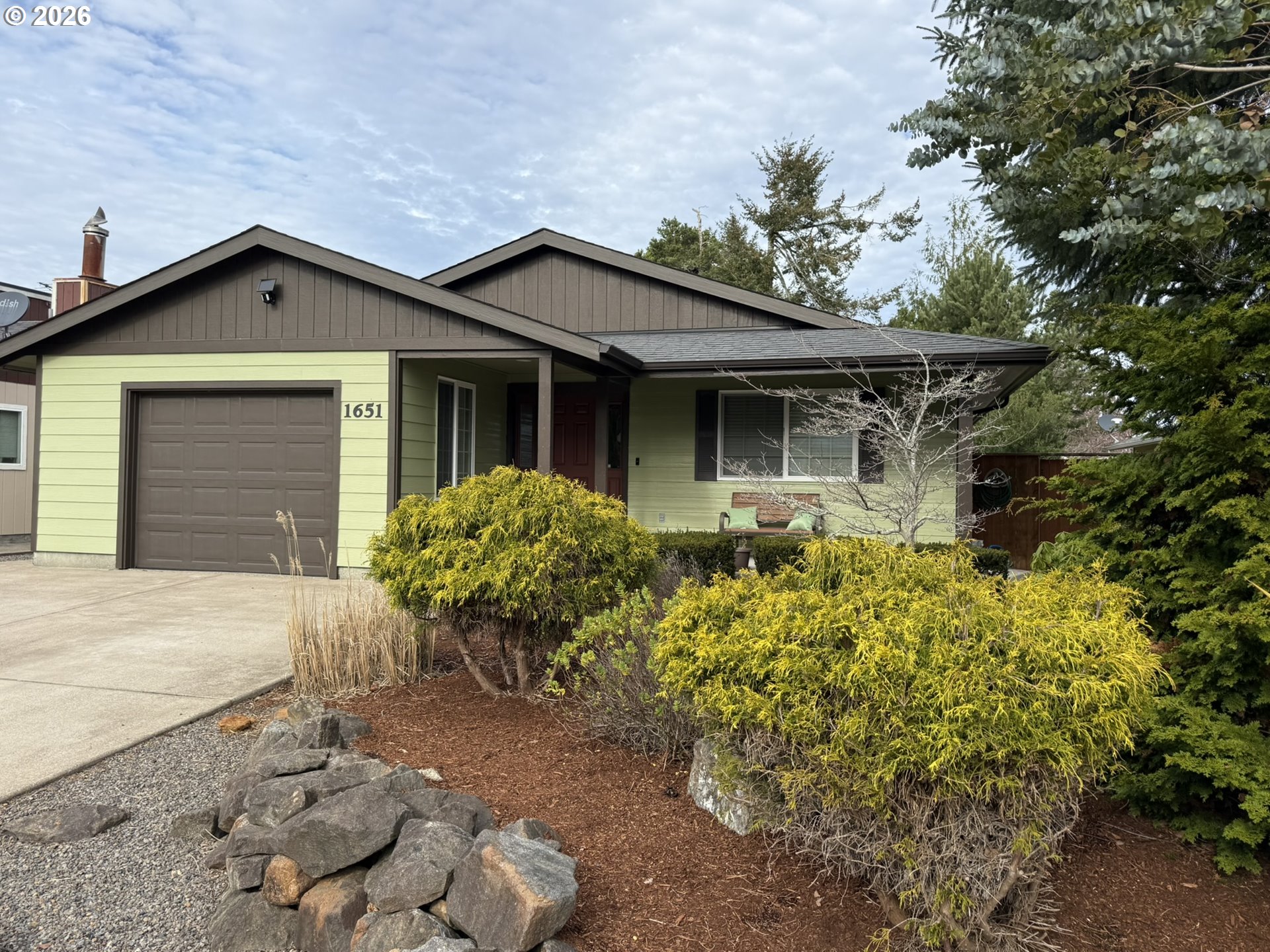 1651 29TH ST, Florence, OR, 97439