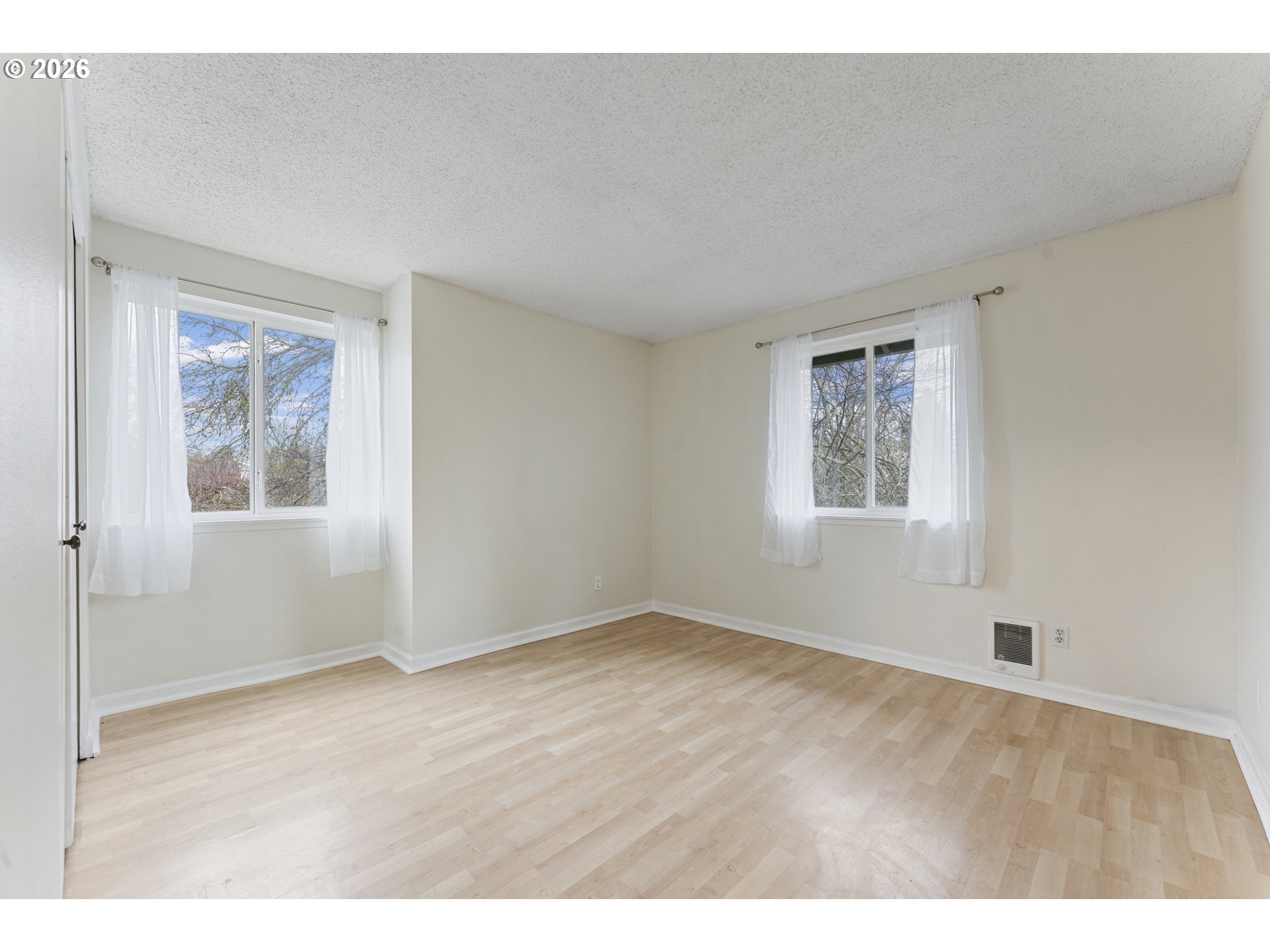 Photo #9: 539186737 Listing: Photo #9