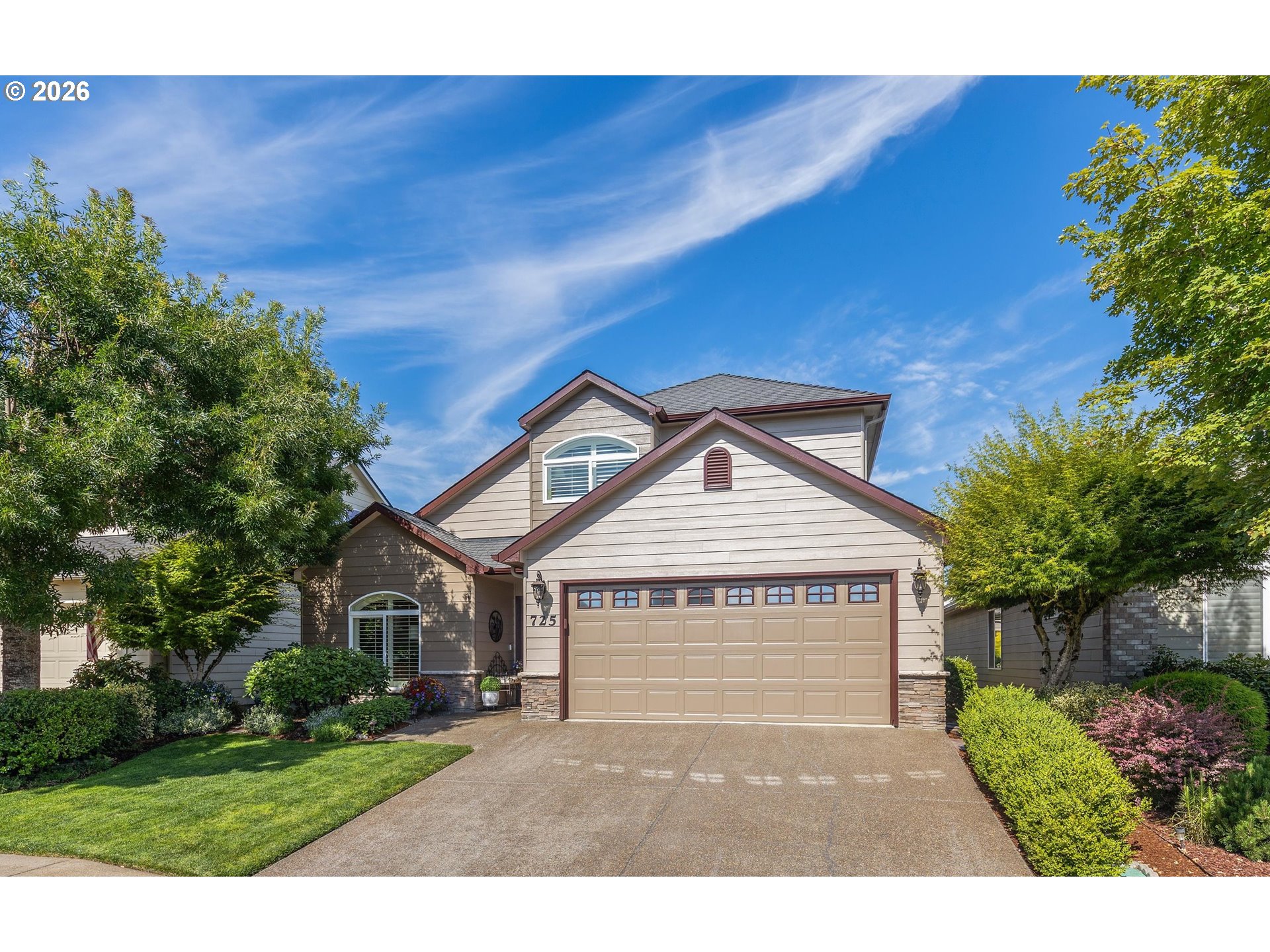 Photo of 725 SE SAINT ANDREWS LN Dallas OR 97338