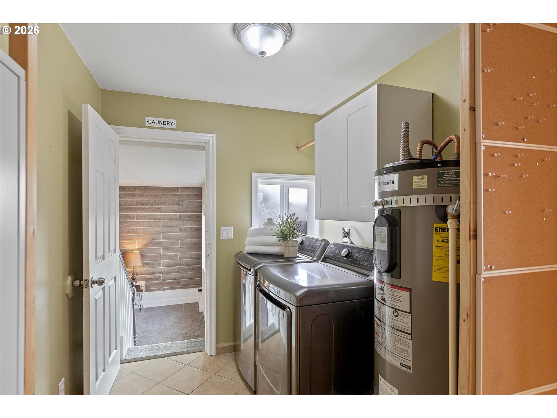 900 N WILLIAMS ST, Newberg, OR, 97132