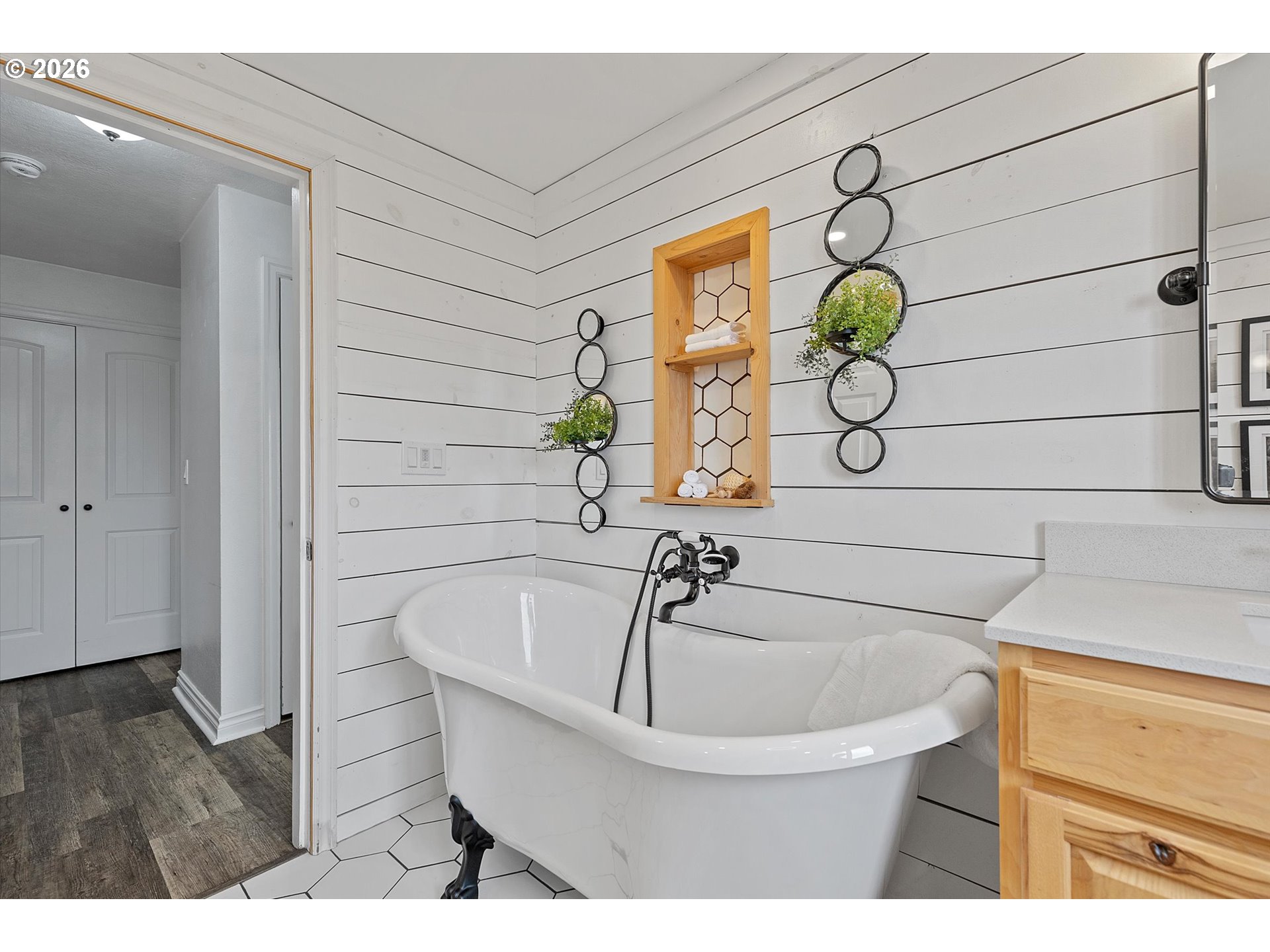 900 N WILLIAMS ST, Newberg, OR, 97132