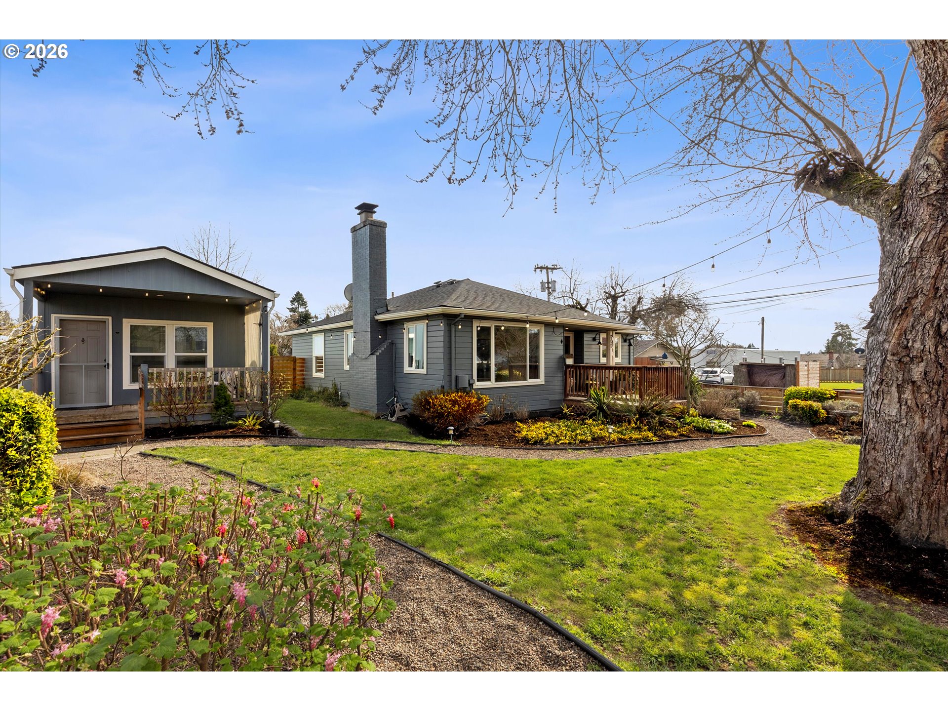 900 N WILLIAMS ST, Newberg, OR, 97132