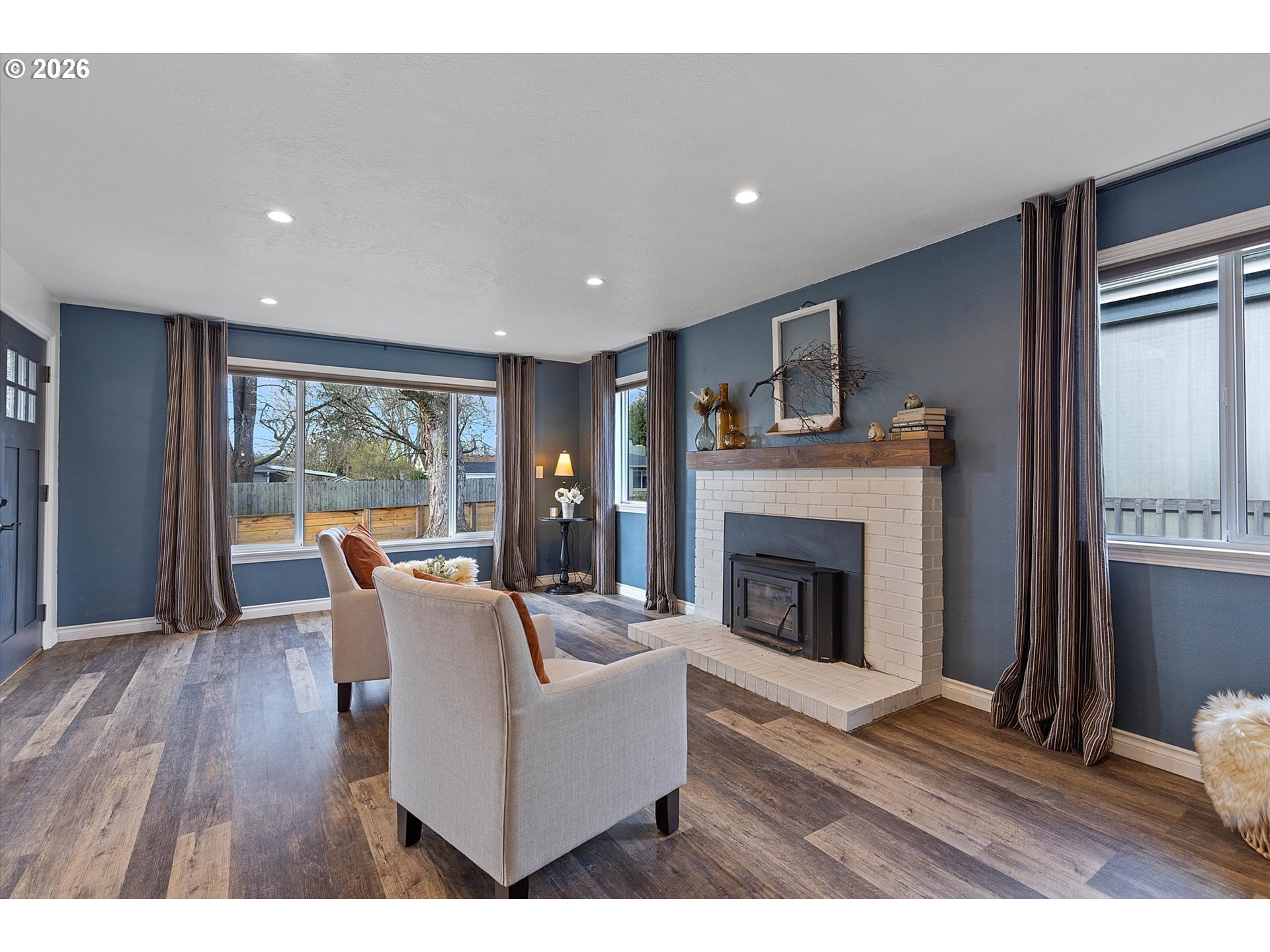 900 N WILLIAMS ST, Newberg, OR, 97132