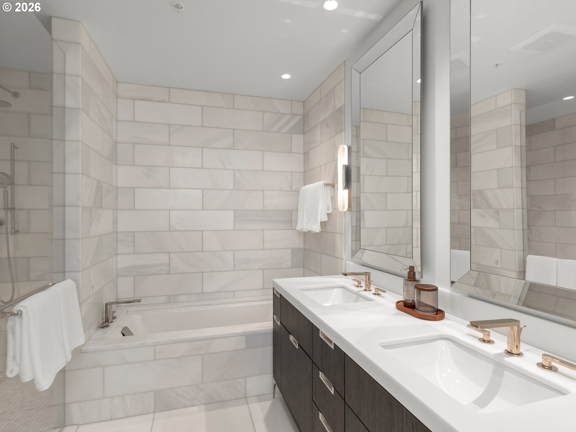 Photo #16: 541159957 Listing: Photo #16