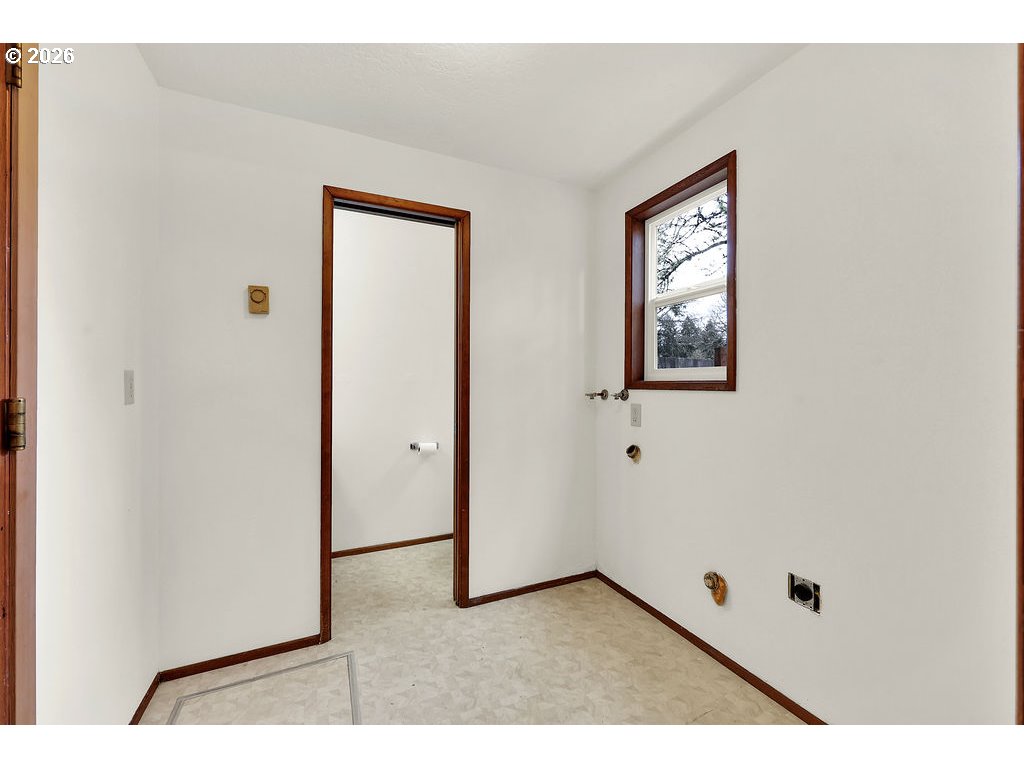 25122 CHENEY DR, Veneta, OR, 97487