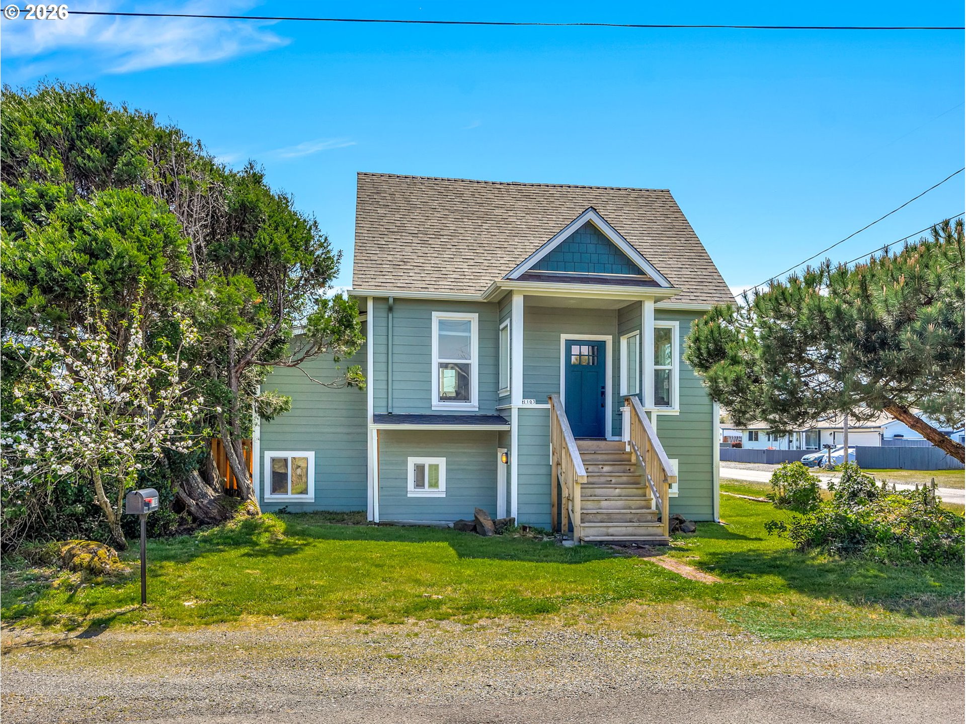 1103 AVENUE F, Seaside, OR, 97138