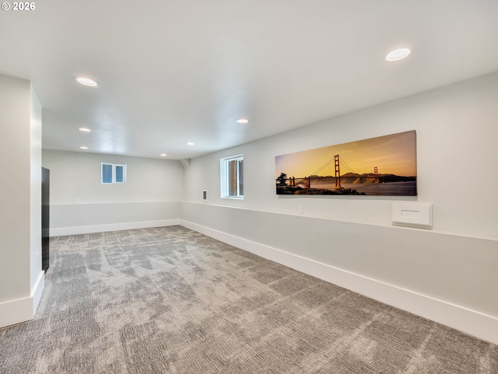 1103 AVENUE F, Seaside, OR, 97138