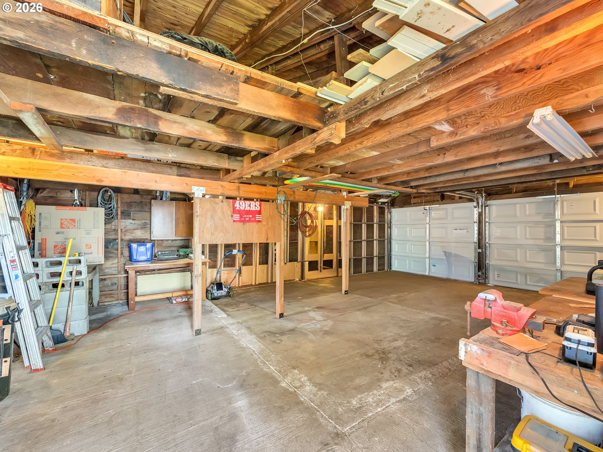 1103 AVENUE F, Seaside, OR, 97138