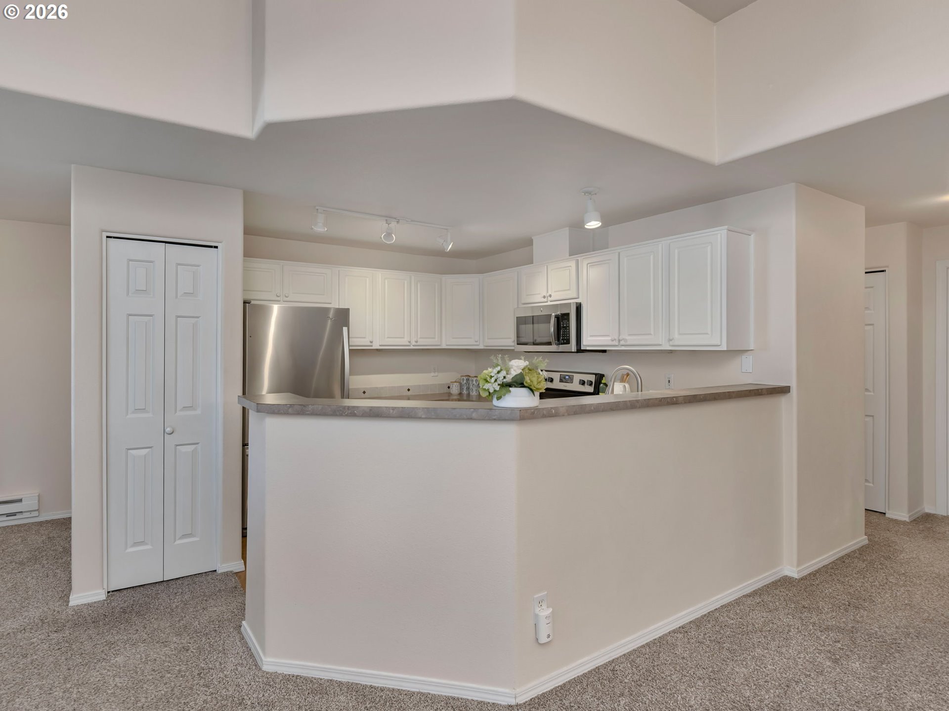 Photo #10: 542072745 Listing: Photo #10