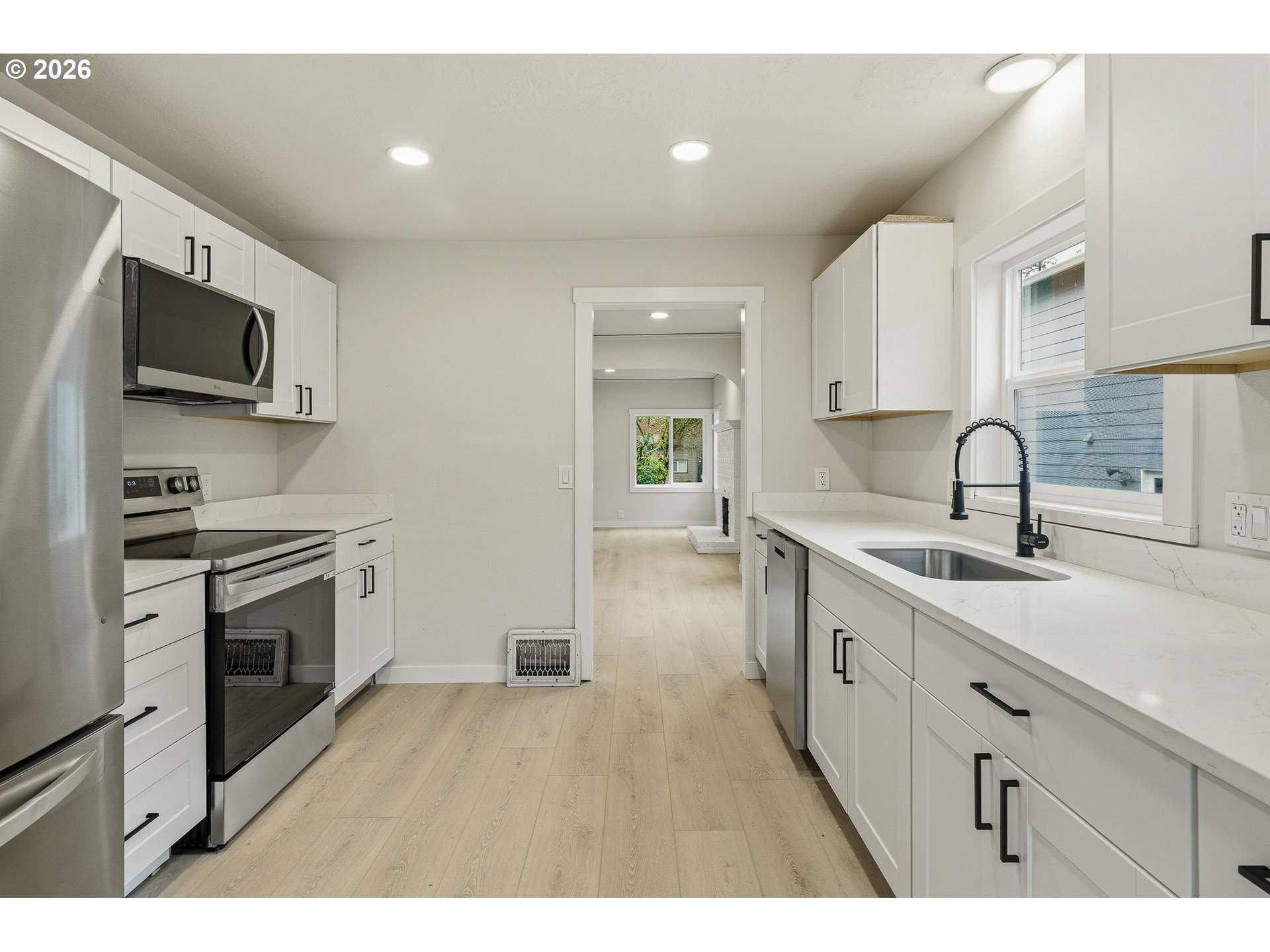 Photo #11: 542886266 Listing: Photo #11