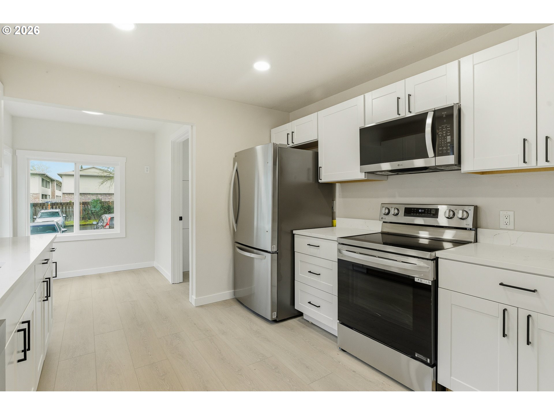 Photo #4: 542886266 Listing: Photo #4