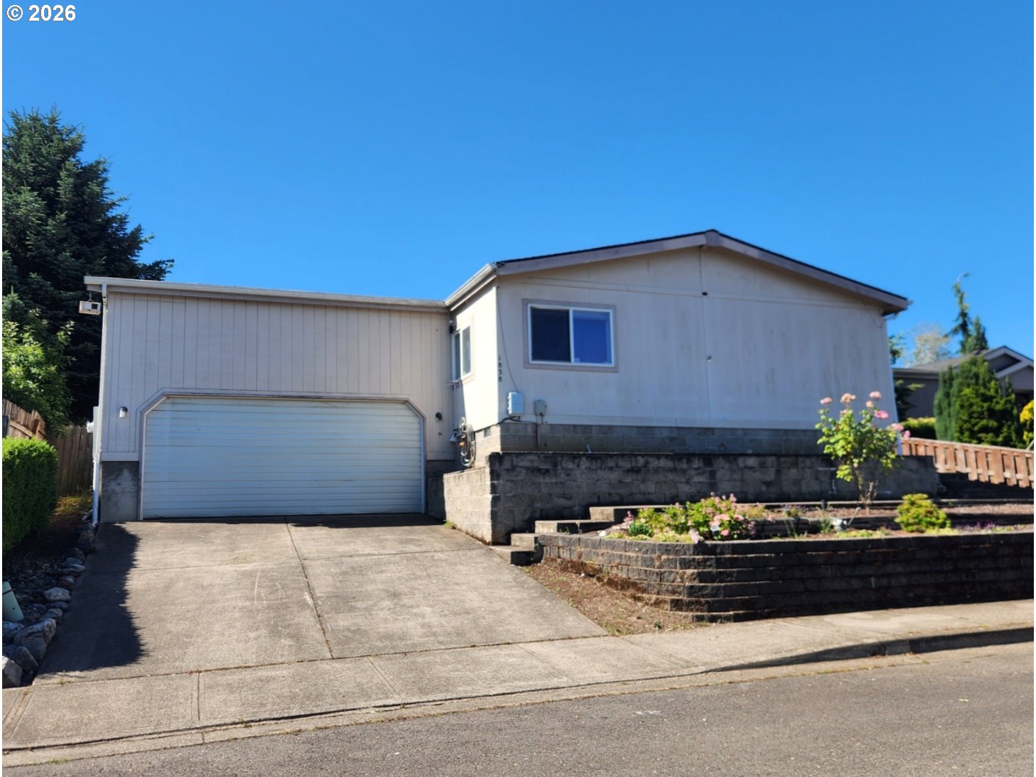 Photo of 1838 MICHIGAN CITY LN Salem OR 97304