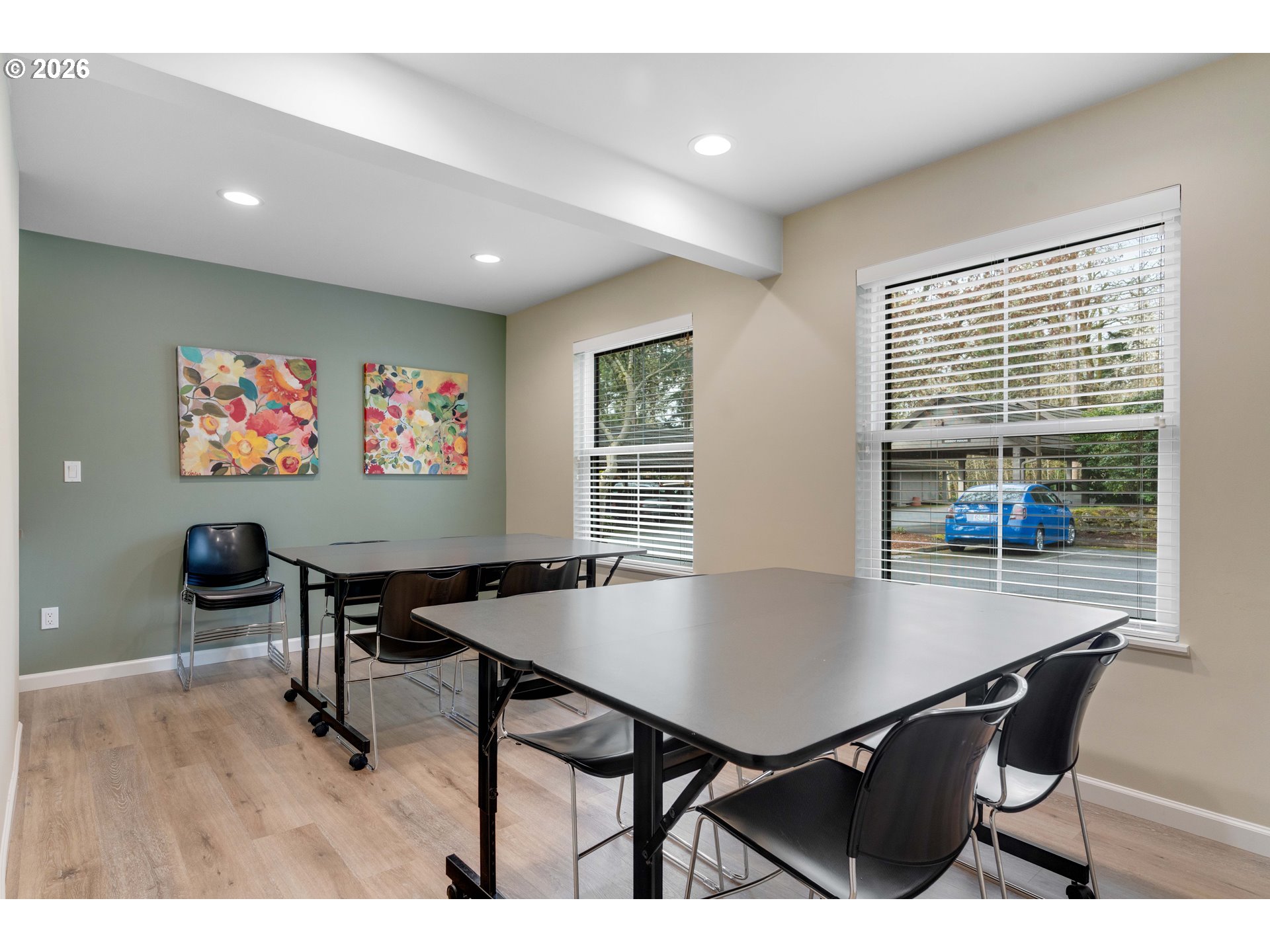 4000 CARMAN DR UNIT 106, Lake Oswego, OR, 97035