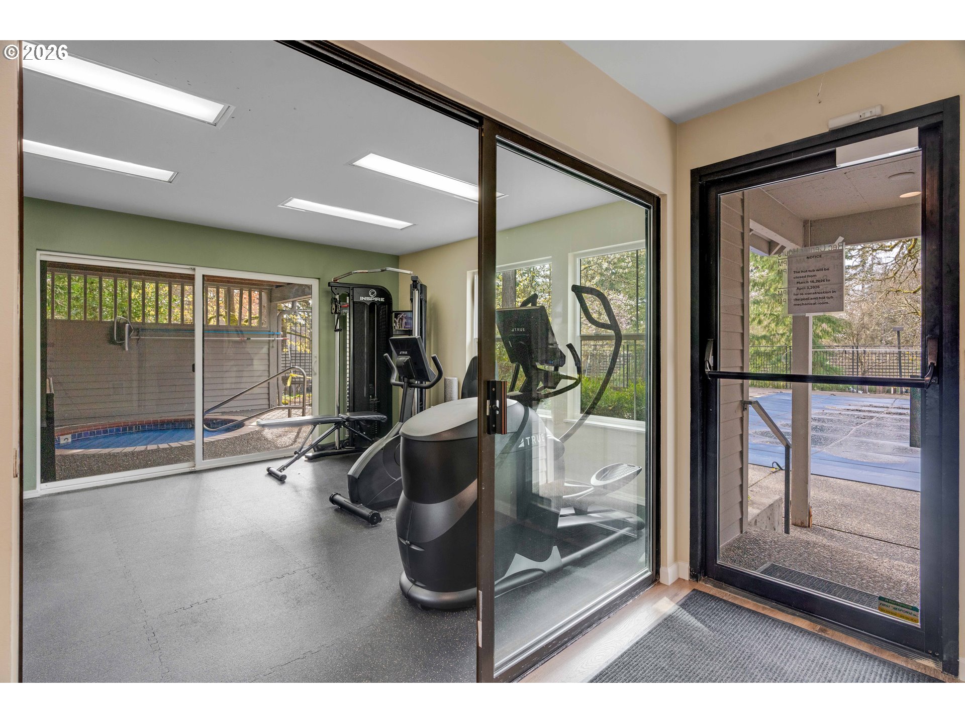 4000 CARMAN DR UNIT 106, Lake Oswego, OR, 97035