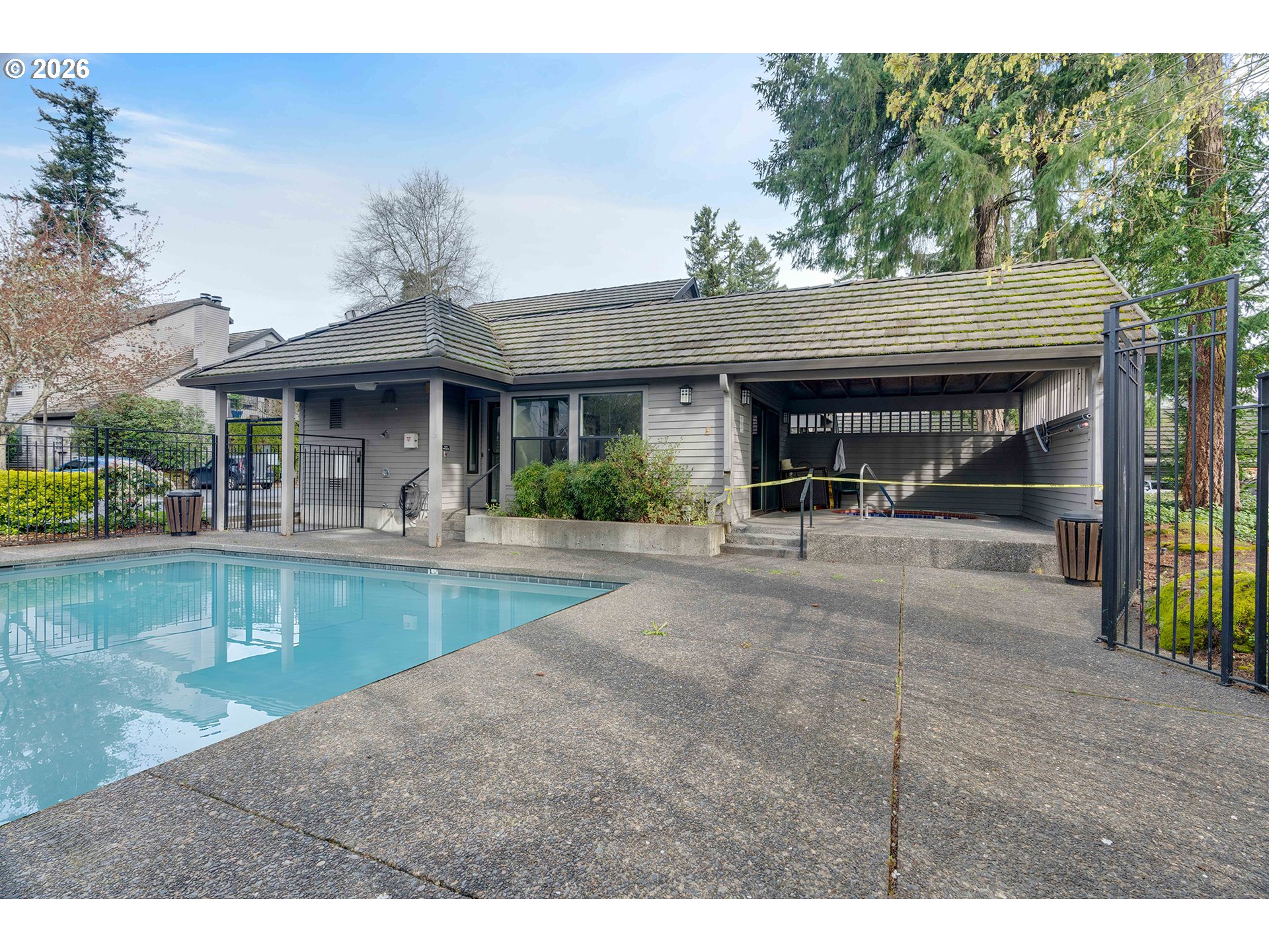 4000 CARMAN DR UNIT 106, Lake Oswego, OR, 97035
