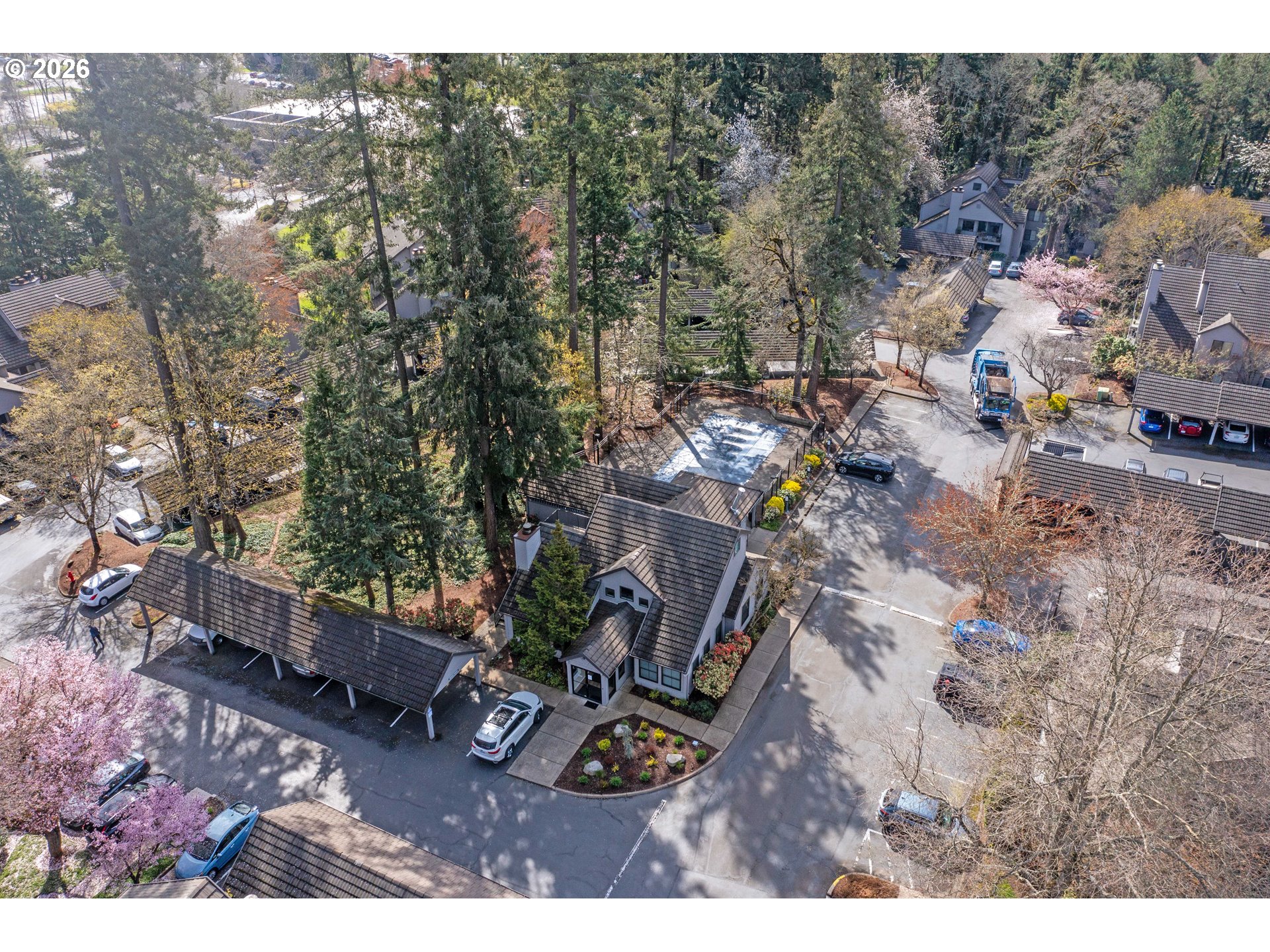 4000 CARMAN DR UNIT 106, Lake Oswego, OR, 97035
