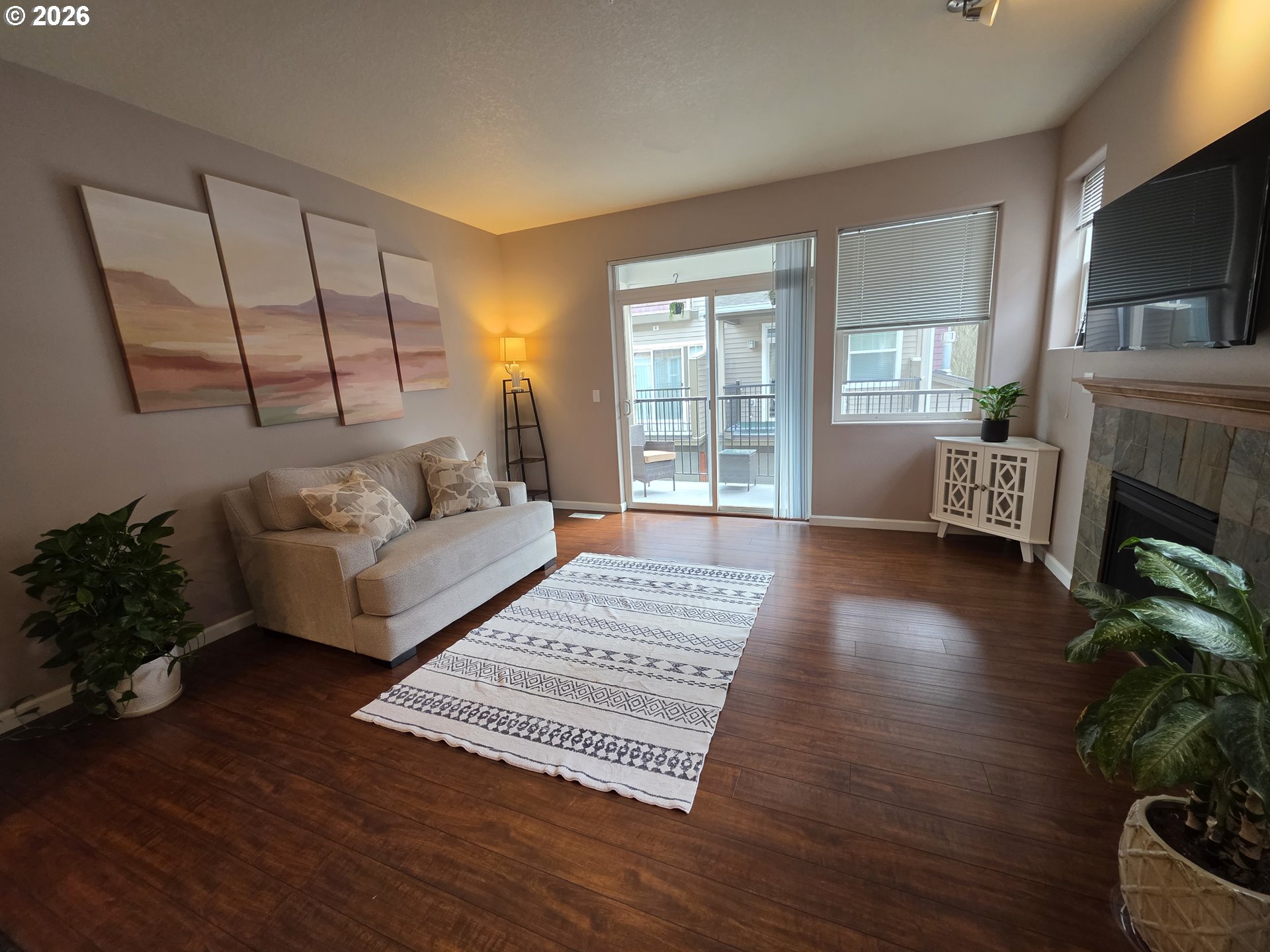 Photo #2: 544832774 Listing: Photo #2