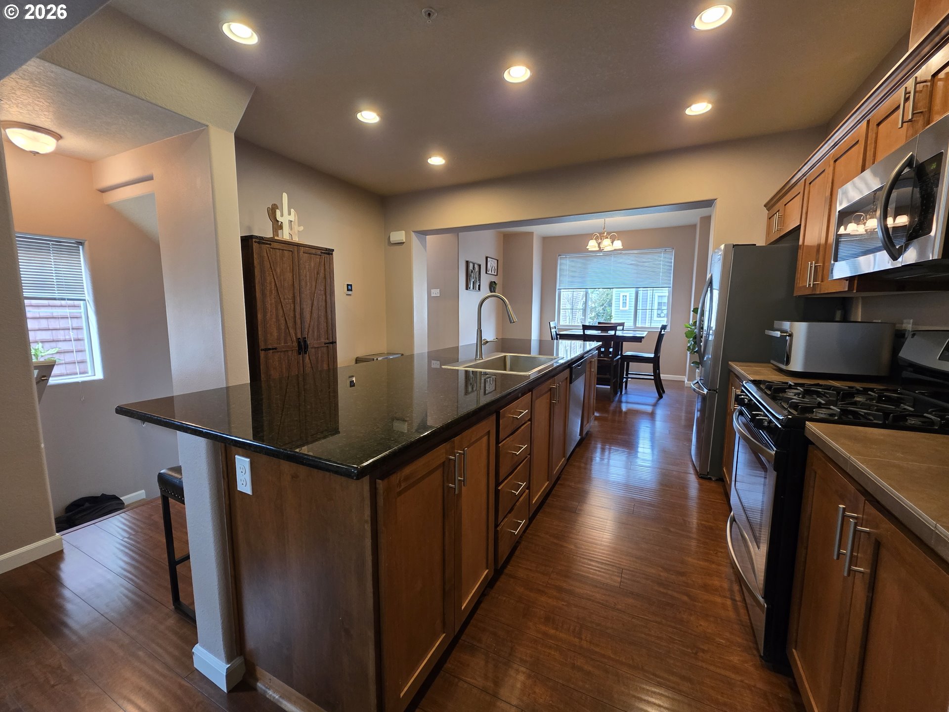 Photo #4: 544832774 Listing: Photo #4