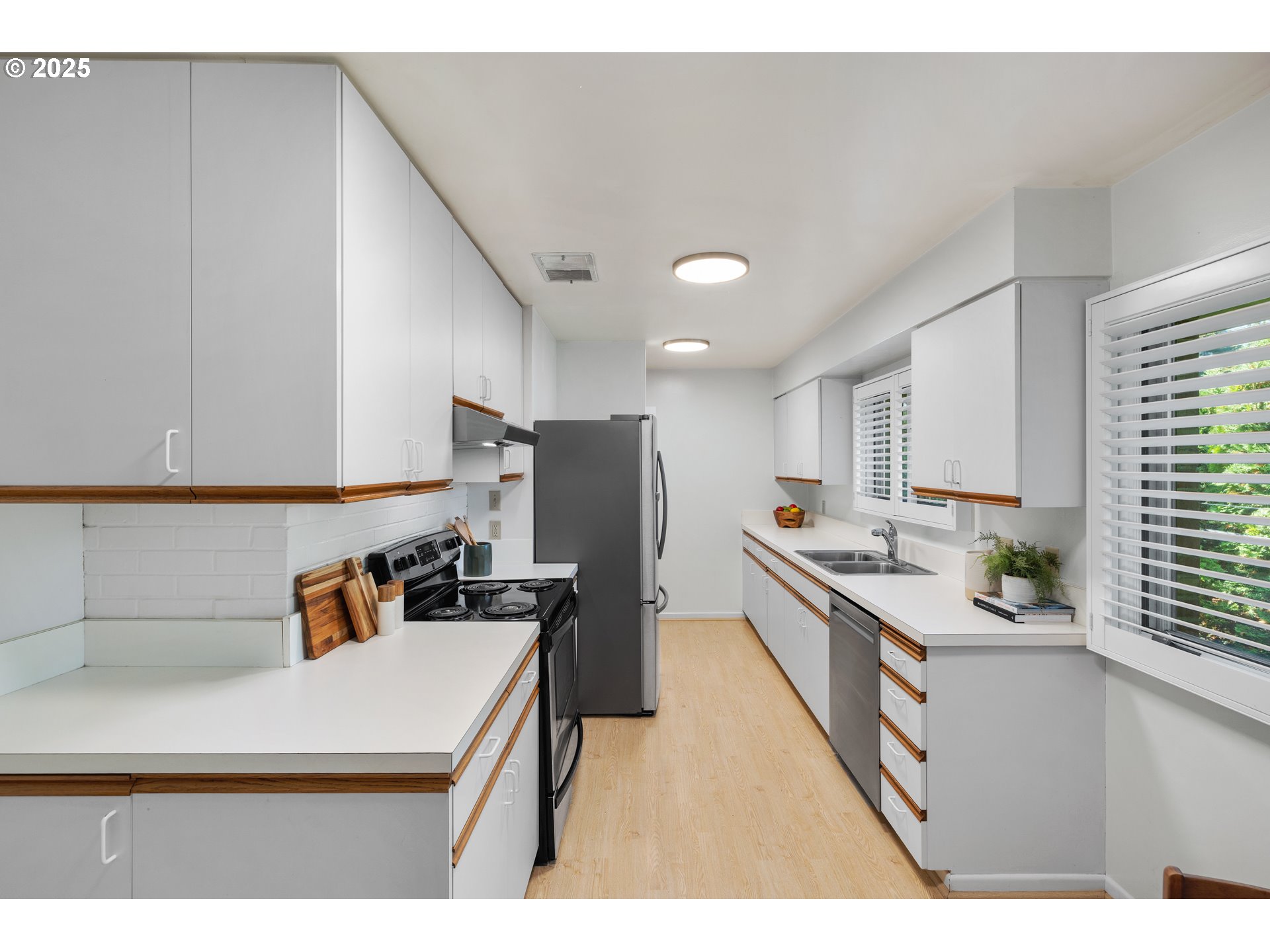 Photo #7: 544839198 Listing: Photo #7