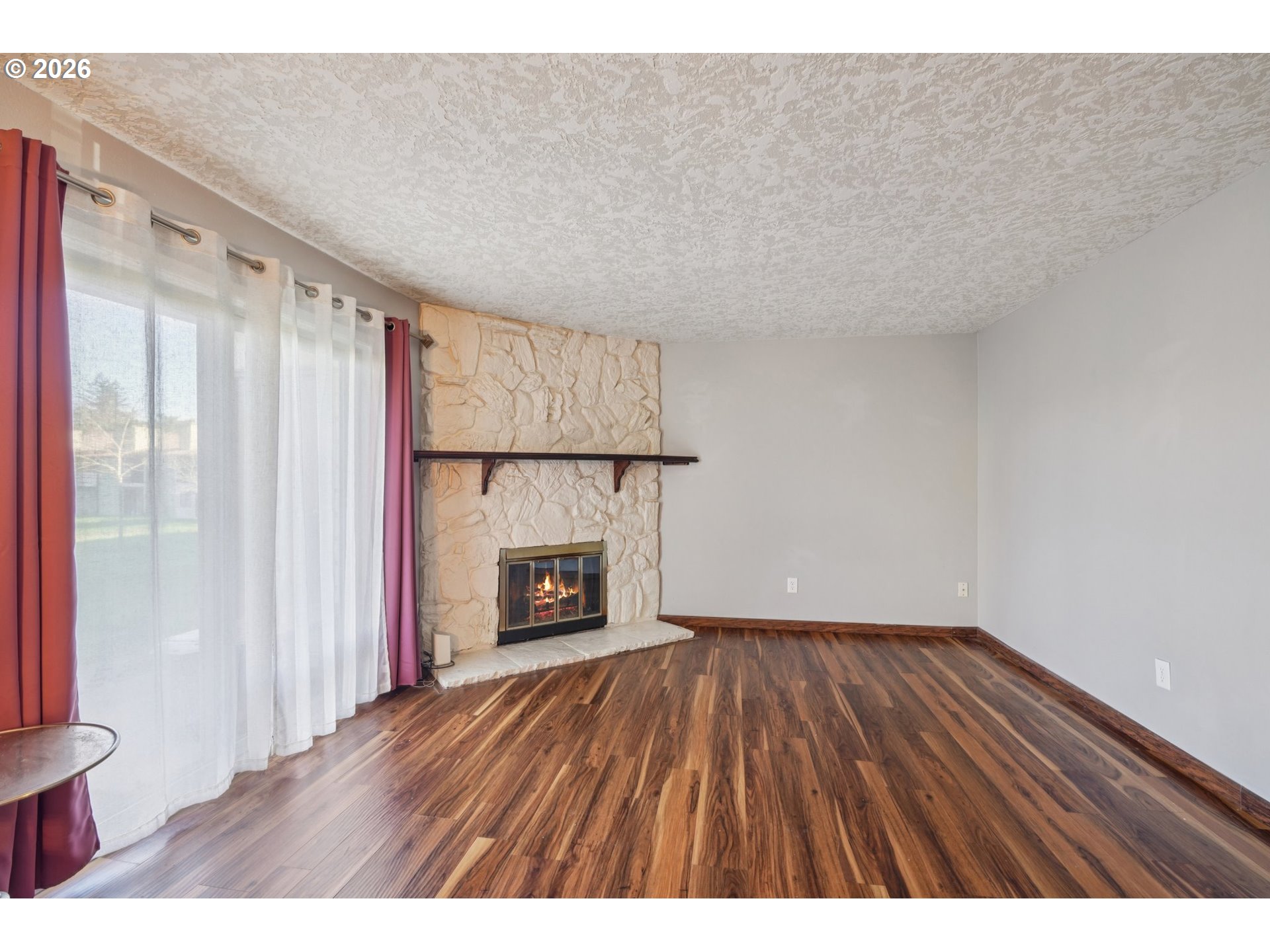 Photo #1: 545641439 Listing: Photo #1