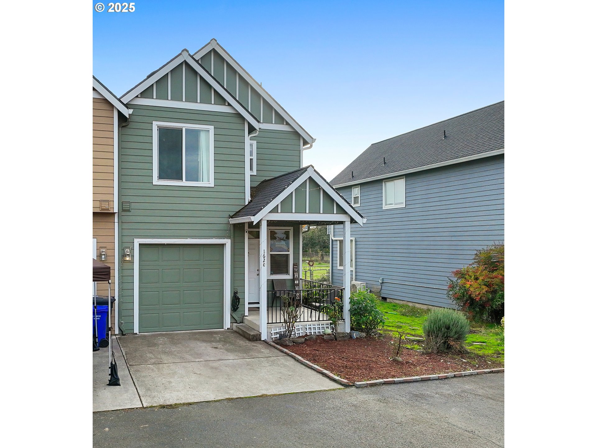 162 FENTON AVE UNIT c, Molalla, OR, 97038