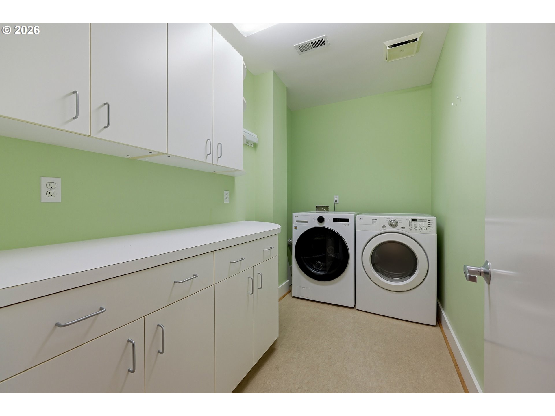 Photo #18: 545696514 Listing: Photo #18