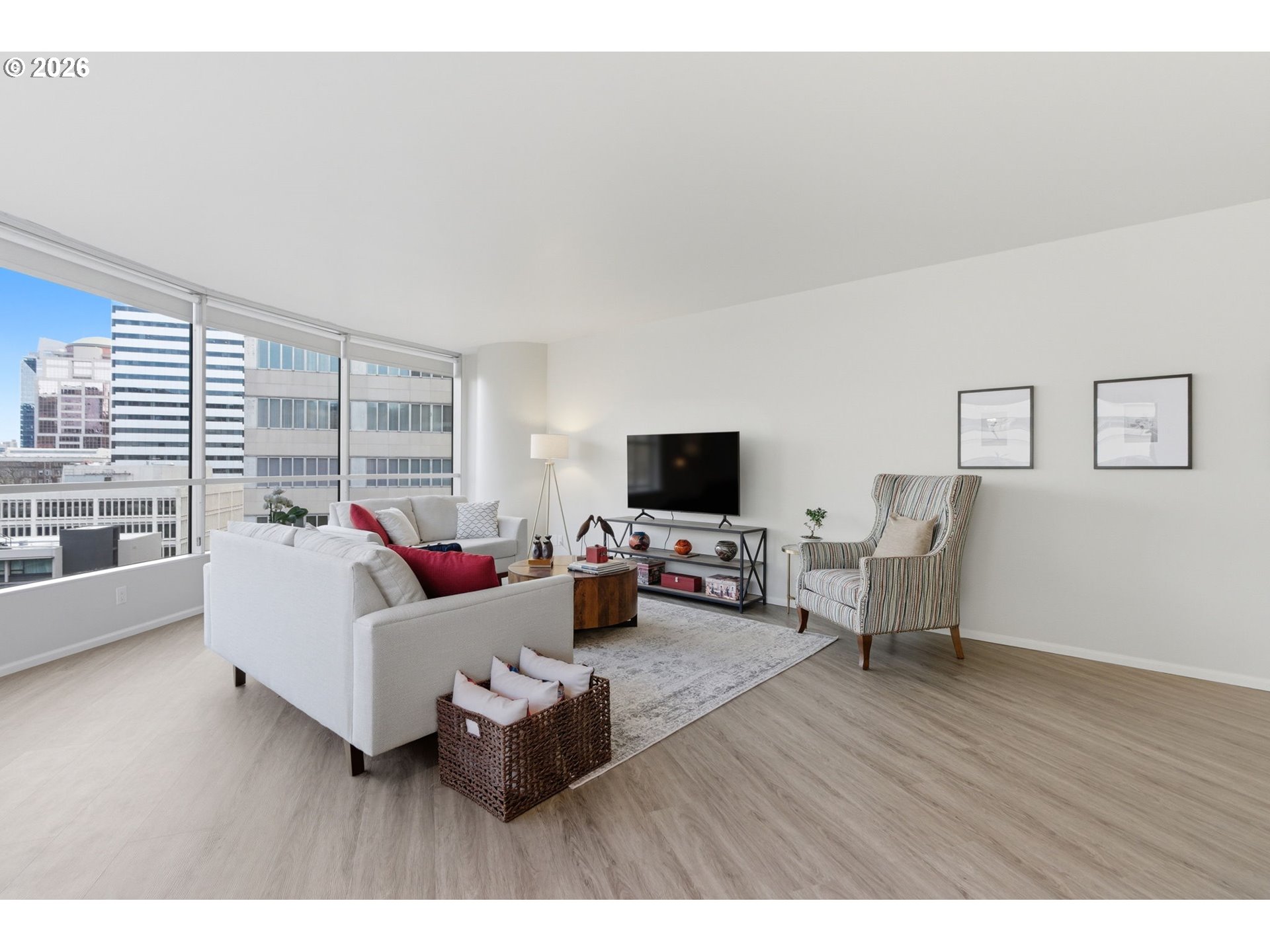 Photo #8: 546170887 Listing: Photo #8