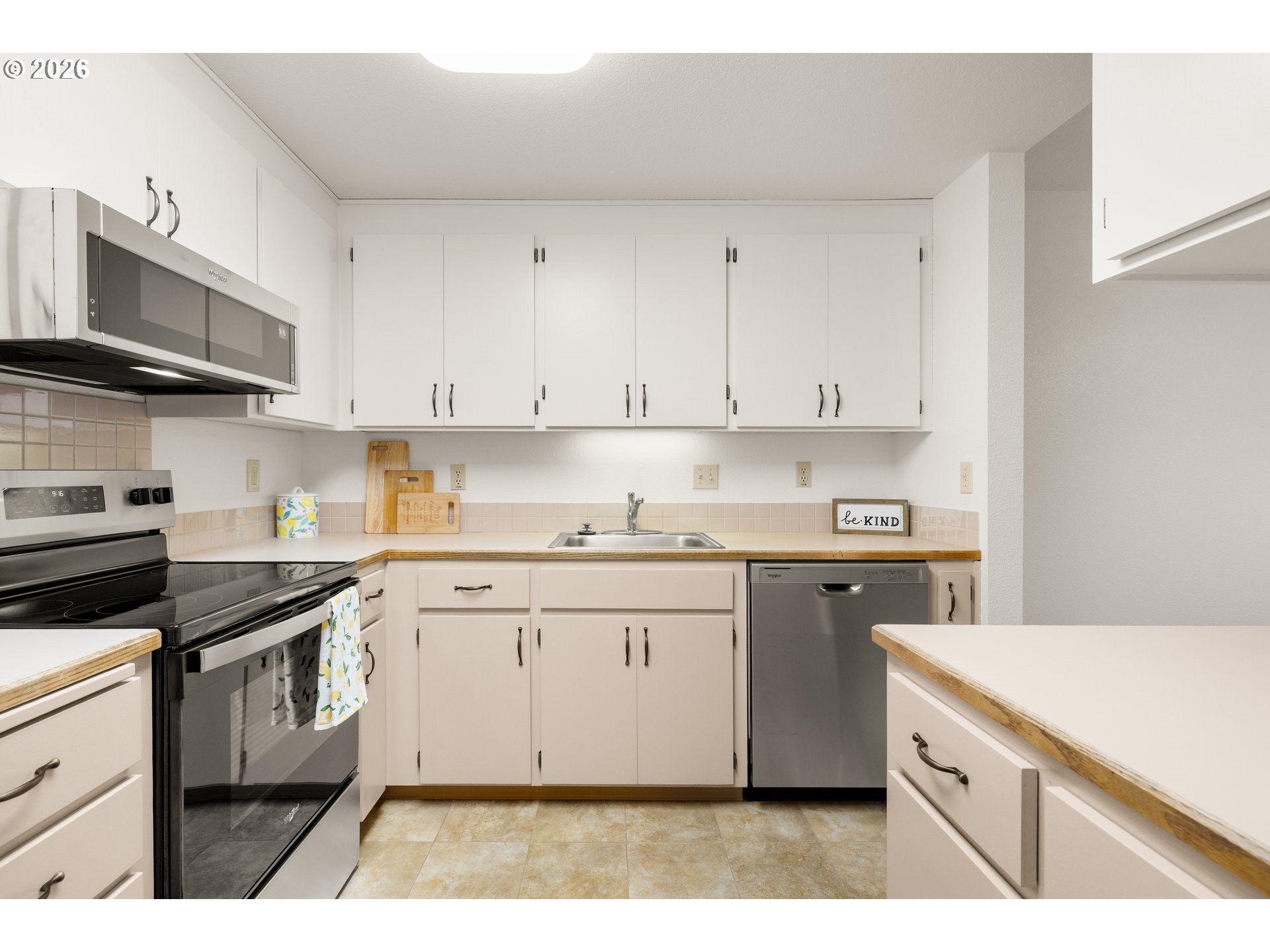 Photo #2: 548333156 Listing: Photo #2