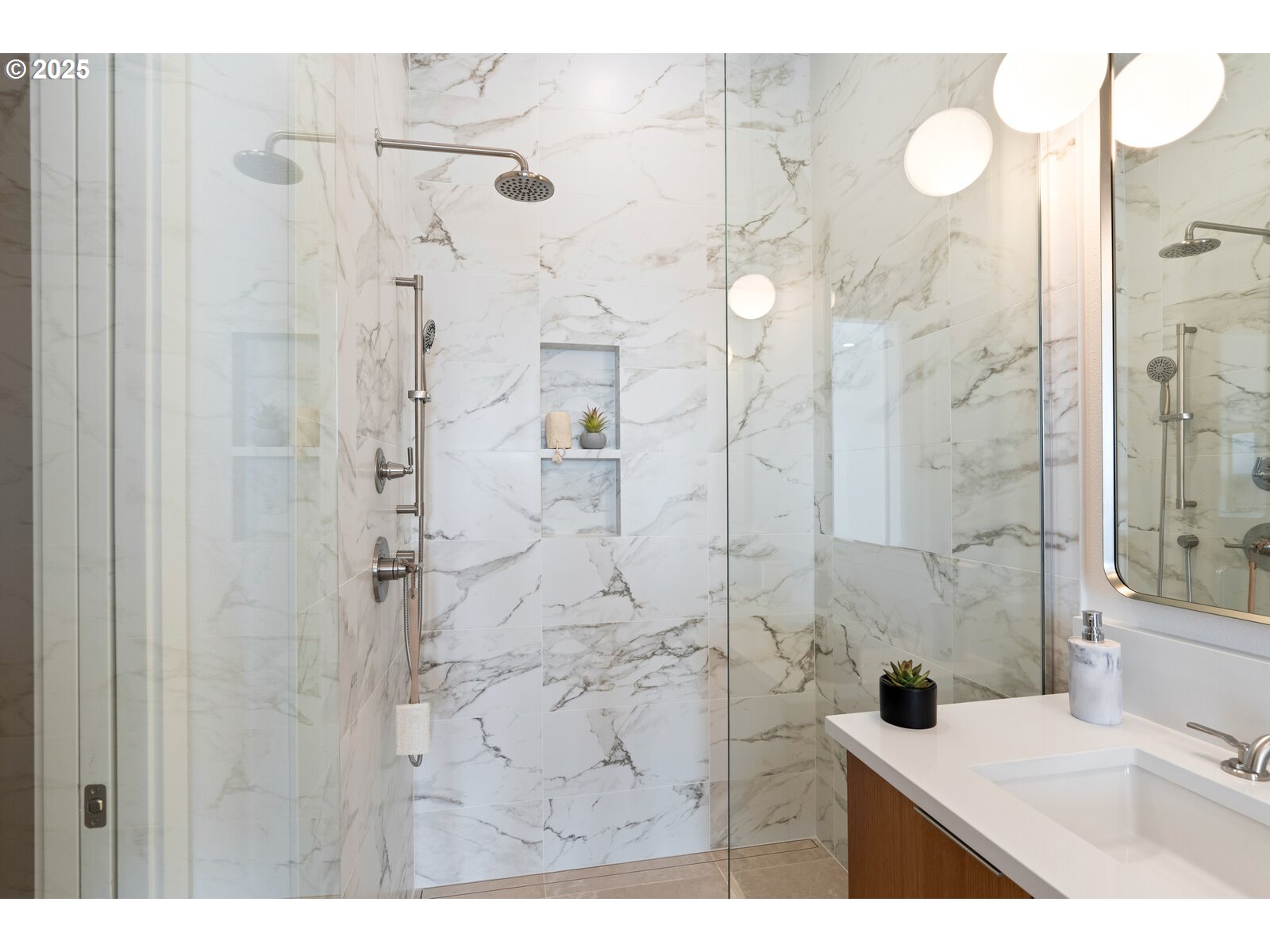 2415 E 6TH ST, Vancouver, WA, 98661