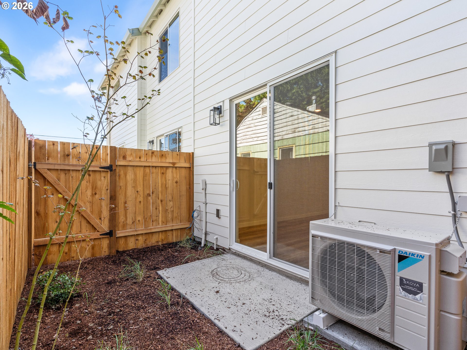 Photo #3: 549259381 Listing: Photo #3