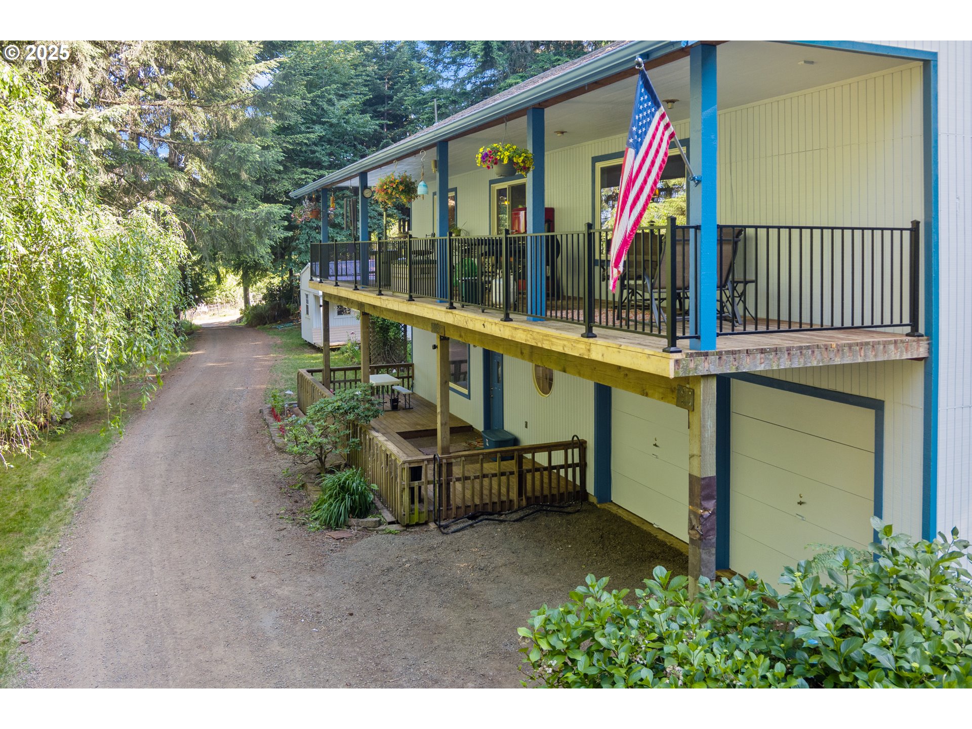 133 SHELTON MCMURPHEY BLVD, Eugene, OR, 97401