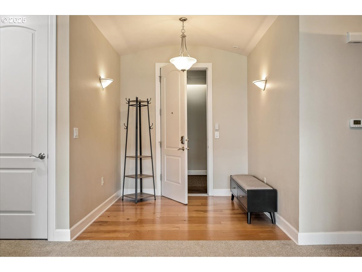 Photo #3: 551687006 Listing 