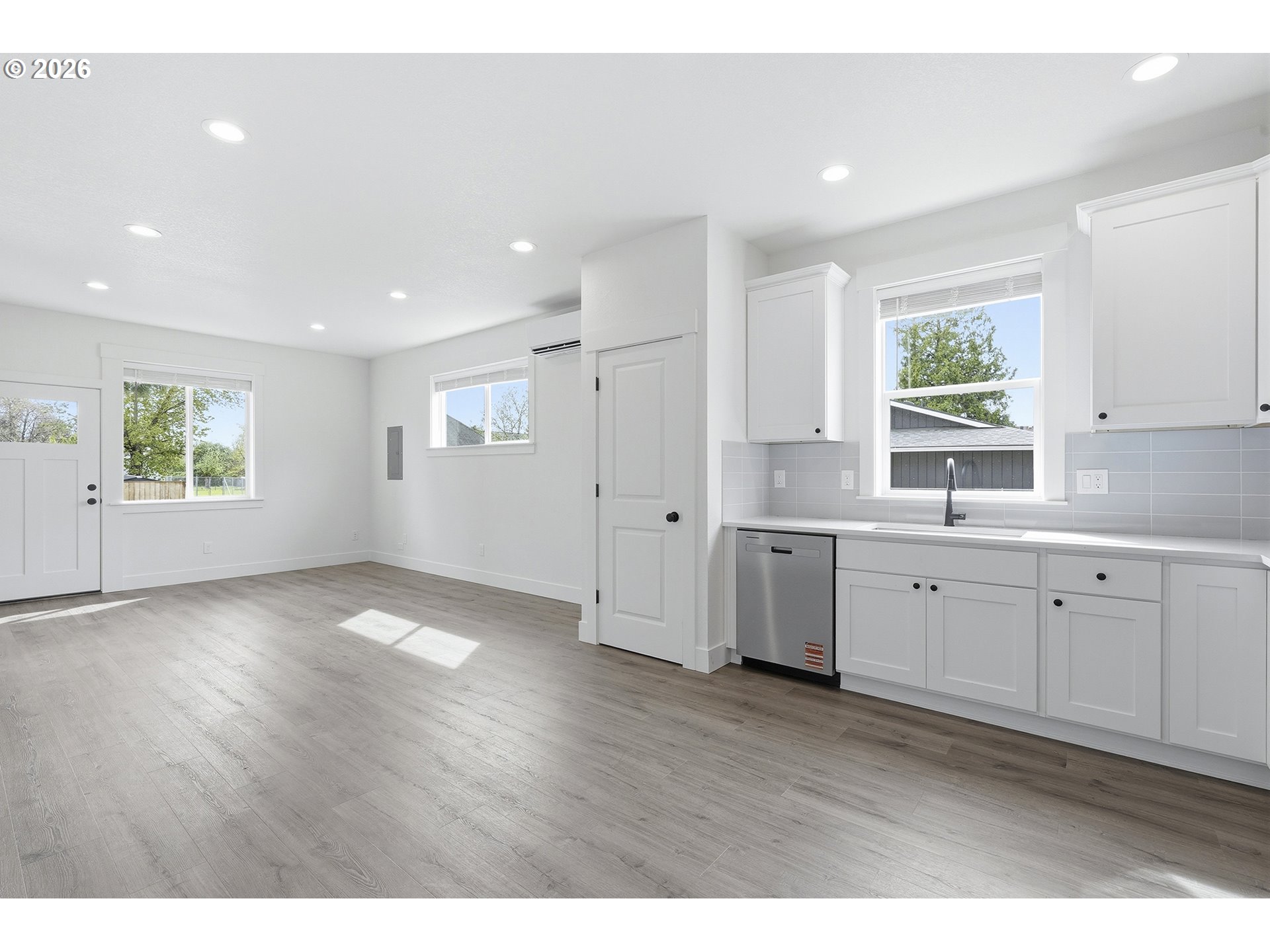 Photo #14: 551889643 Listing: Photo #14