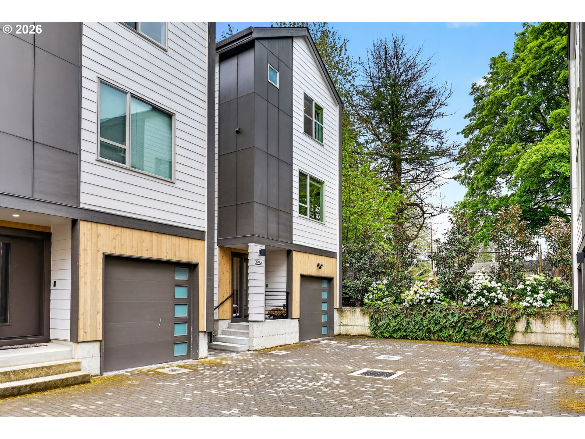 Photo #11: 551914033 Listing: Photo #11