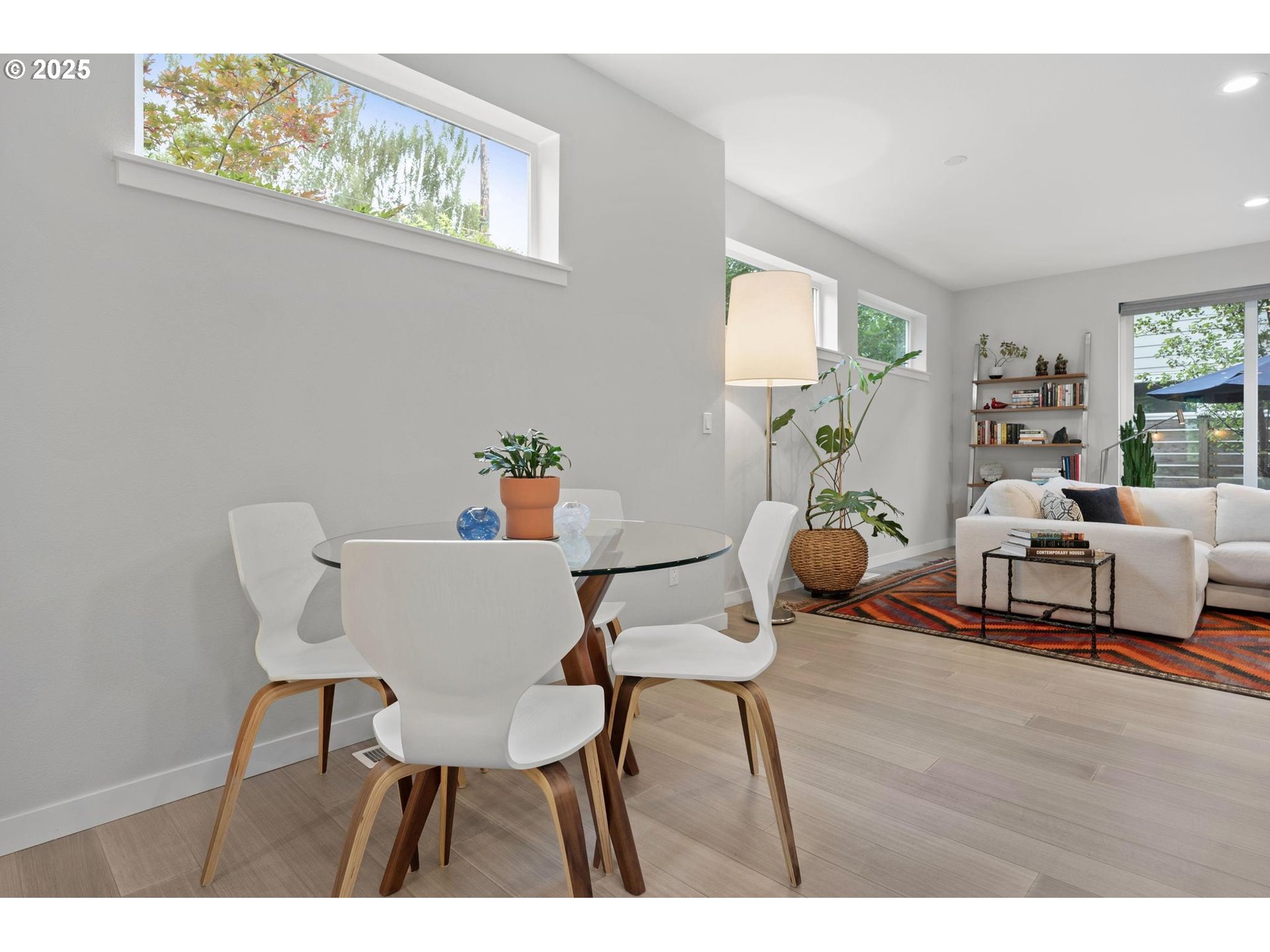 Photo #3: 551984337 Listing 