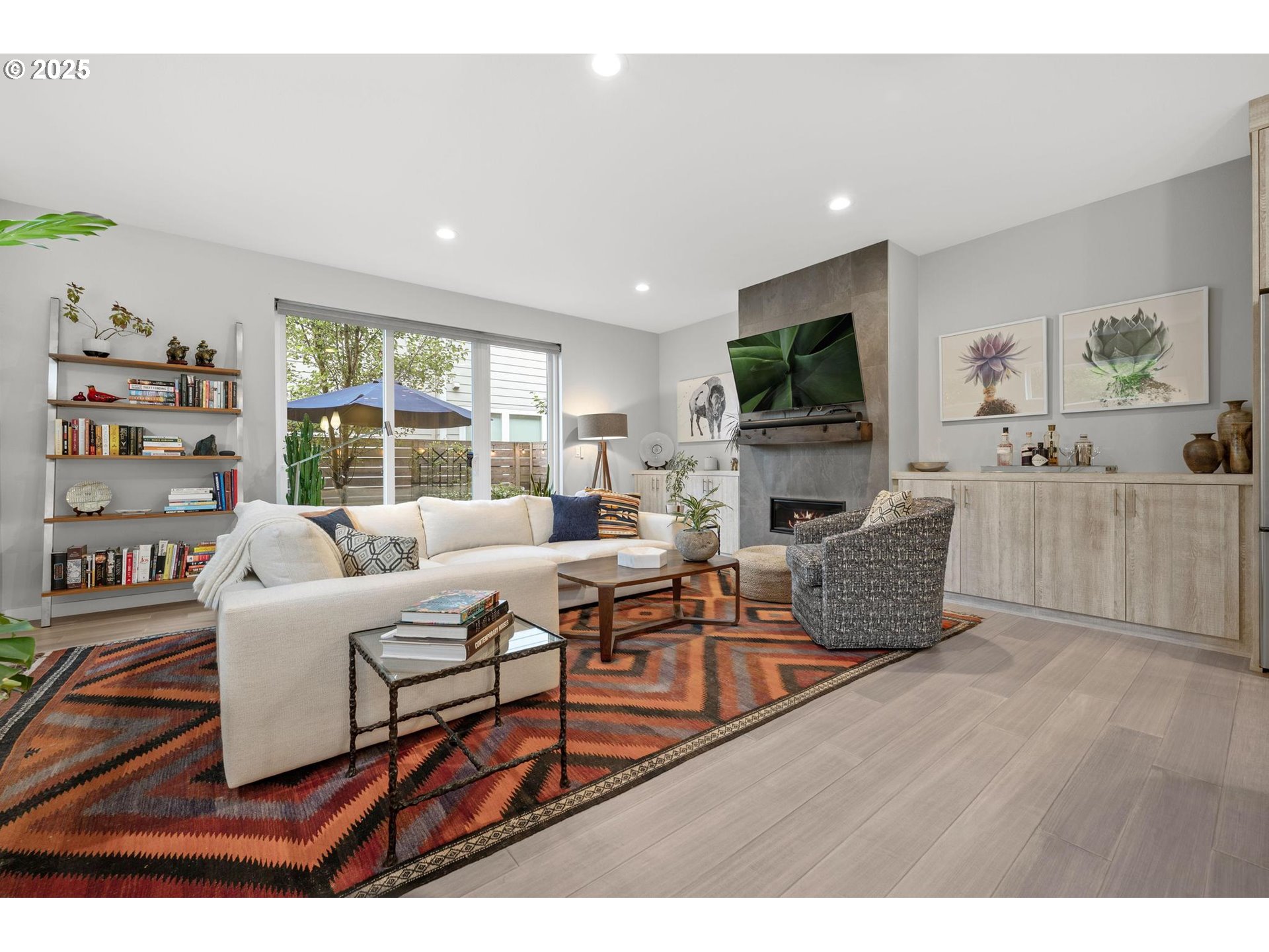 Photo #5: 551984337 Listing 