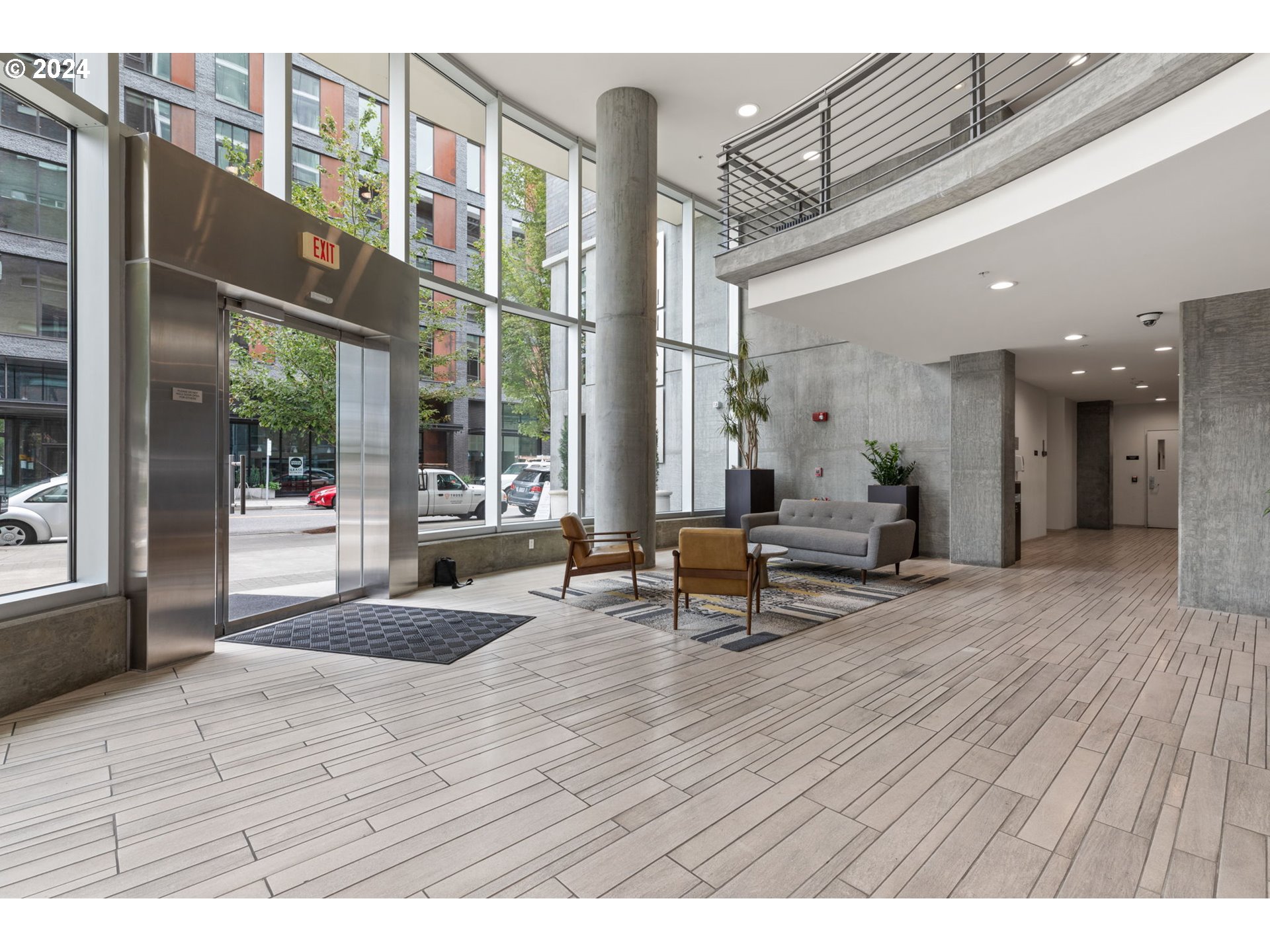 Photo #2: 553223254 Listing: Photo #2