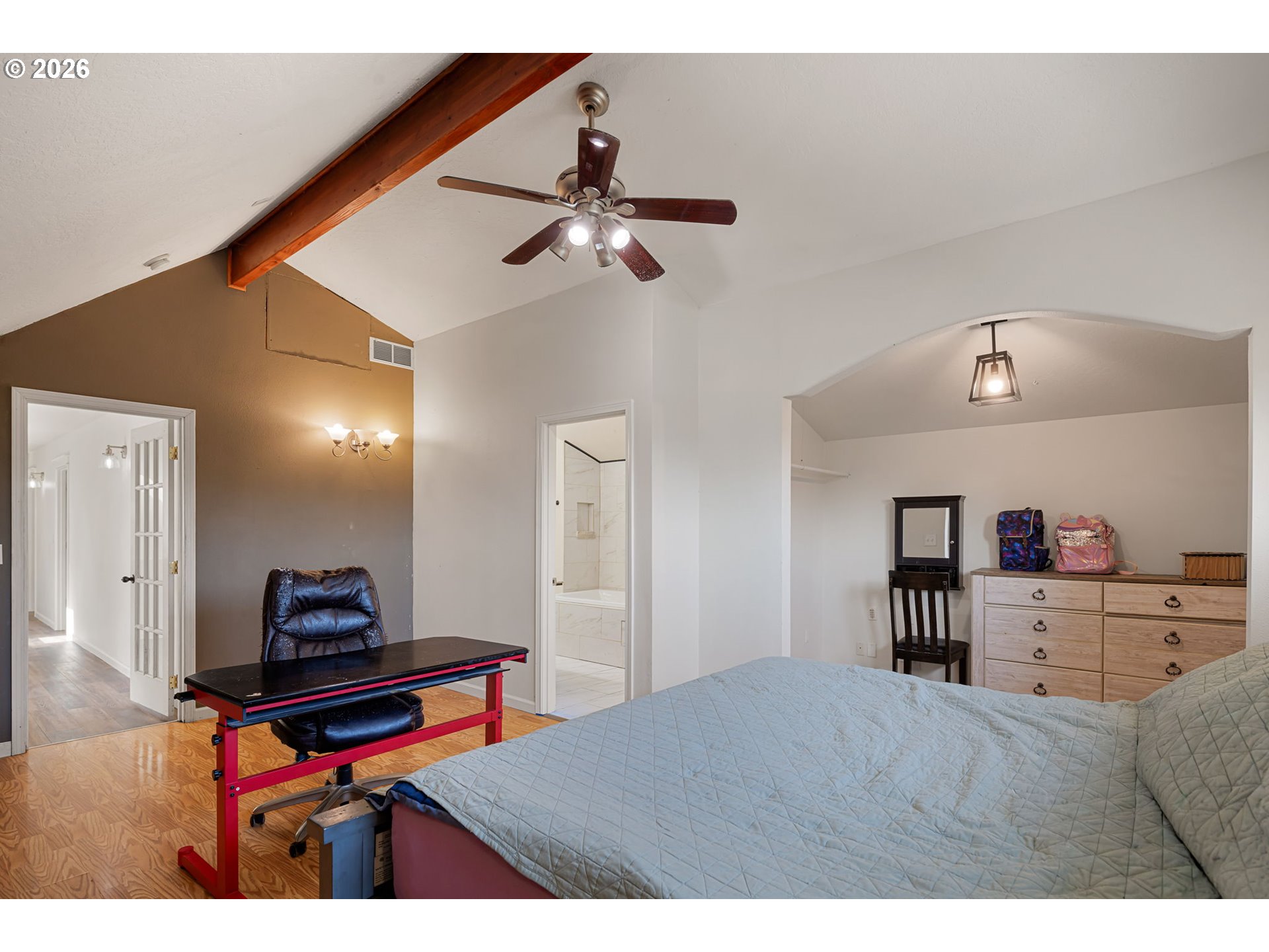 Property photo 23 of 48
