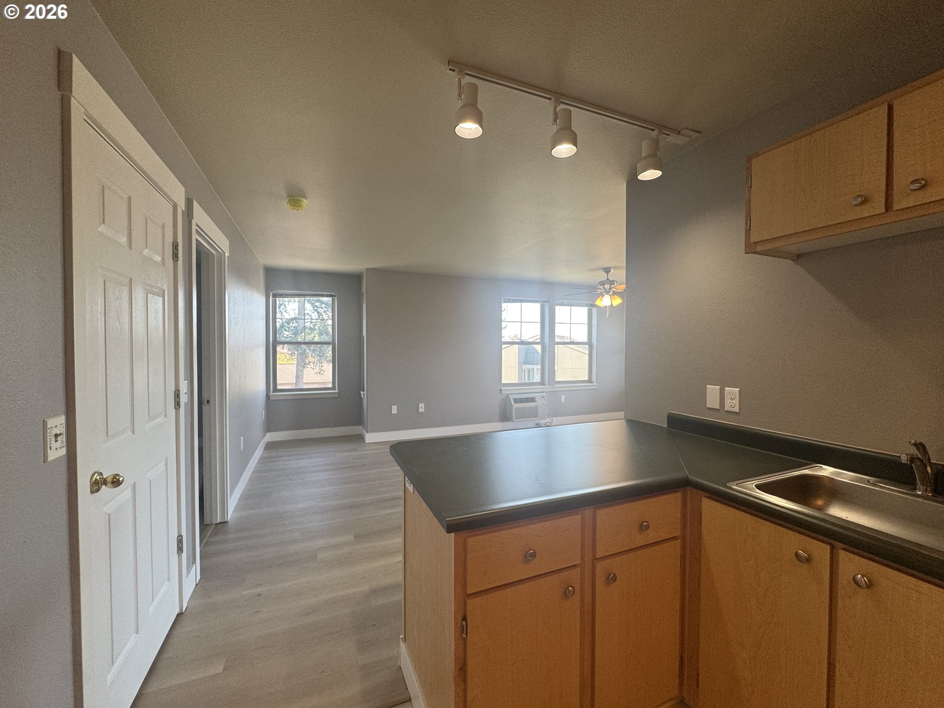 Photo #22: 555455306 Listing: Photo #22