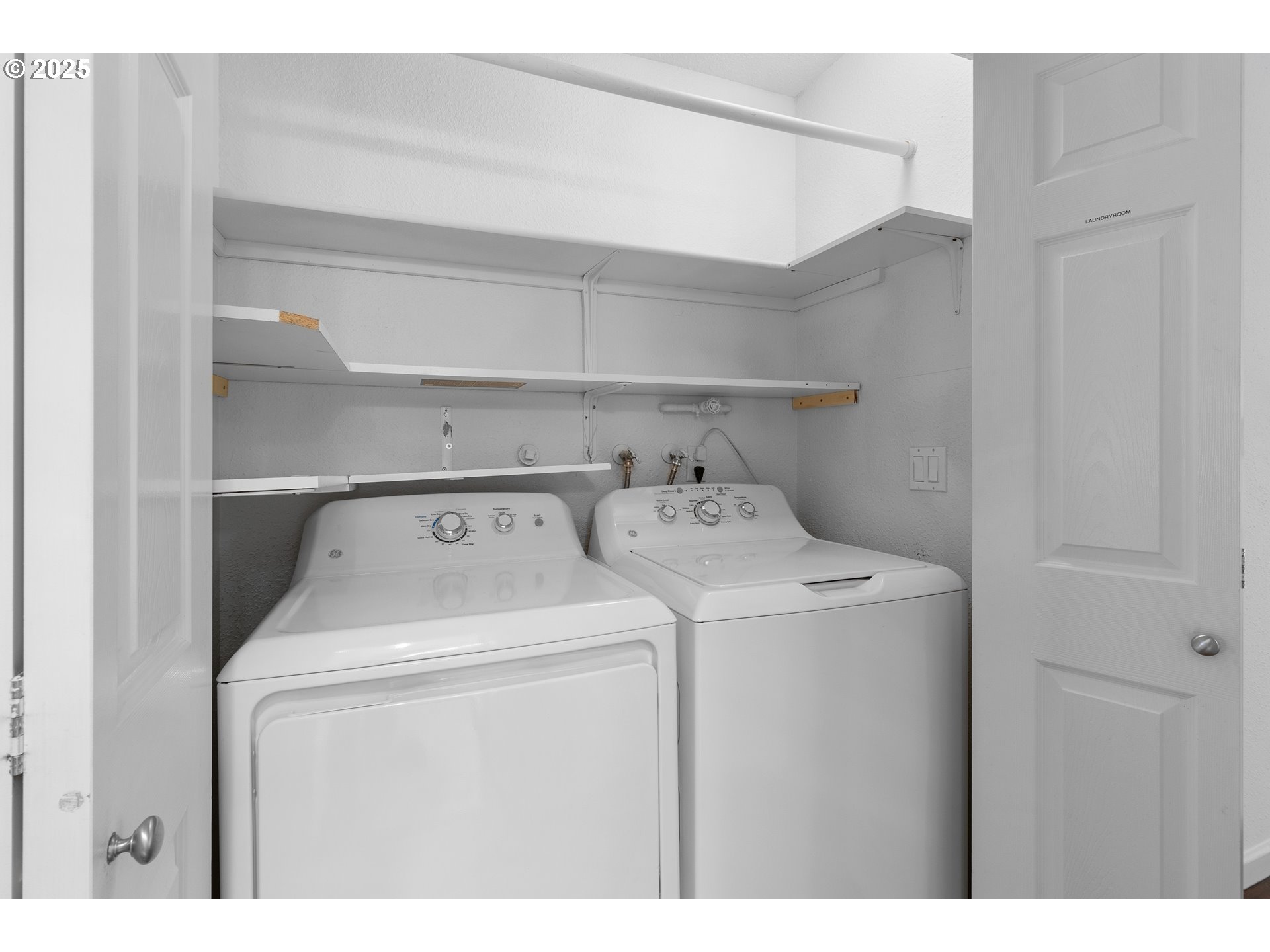 Photo #11: 556329155 Listing: Photo #11