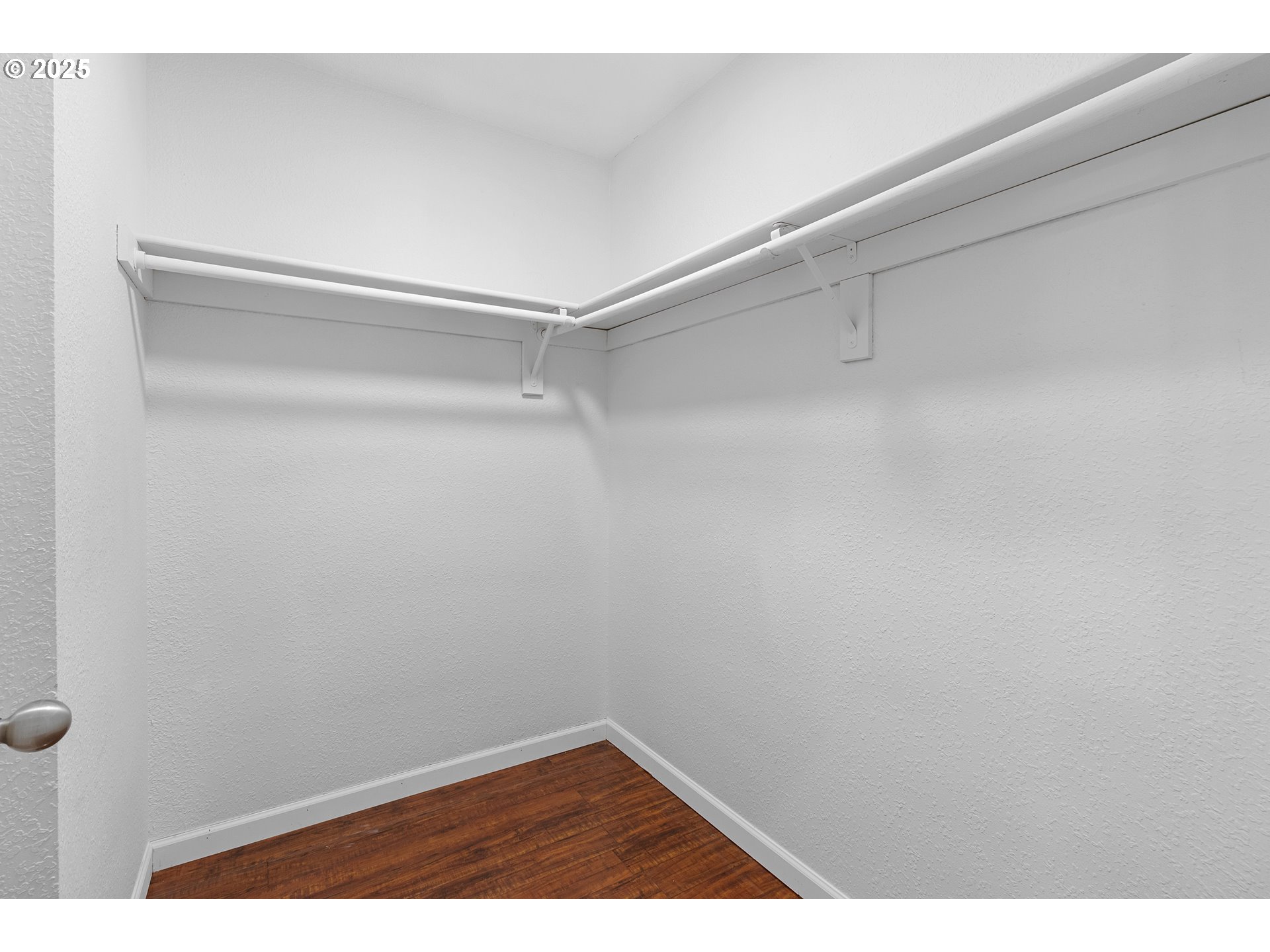 Photo #19: 556329155 Listing: Photo #19