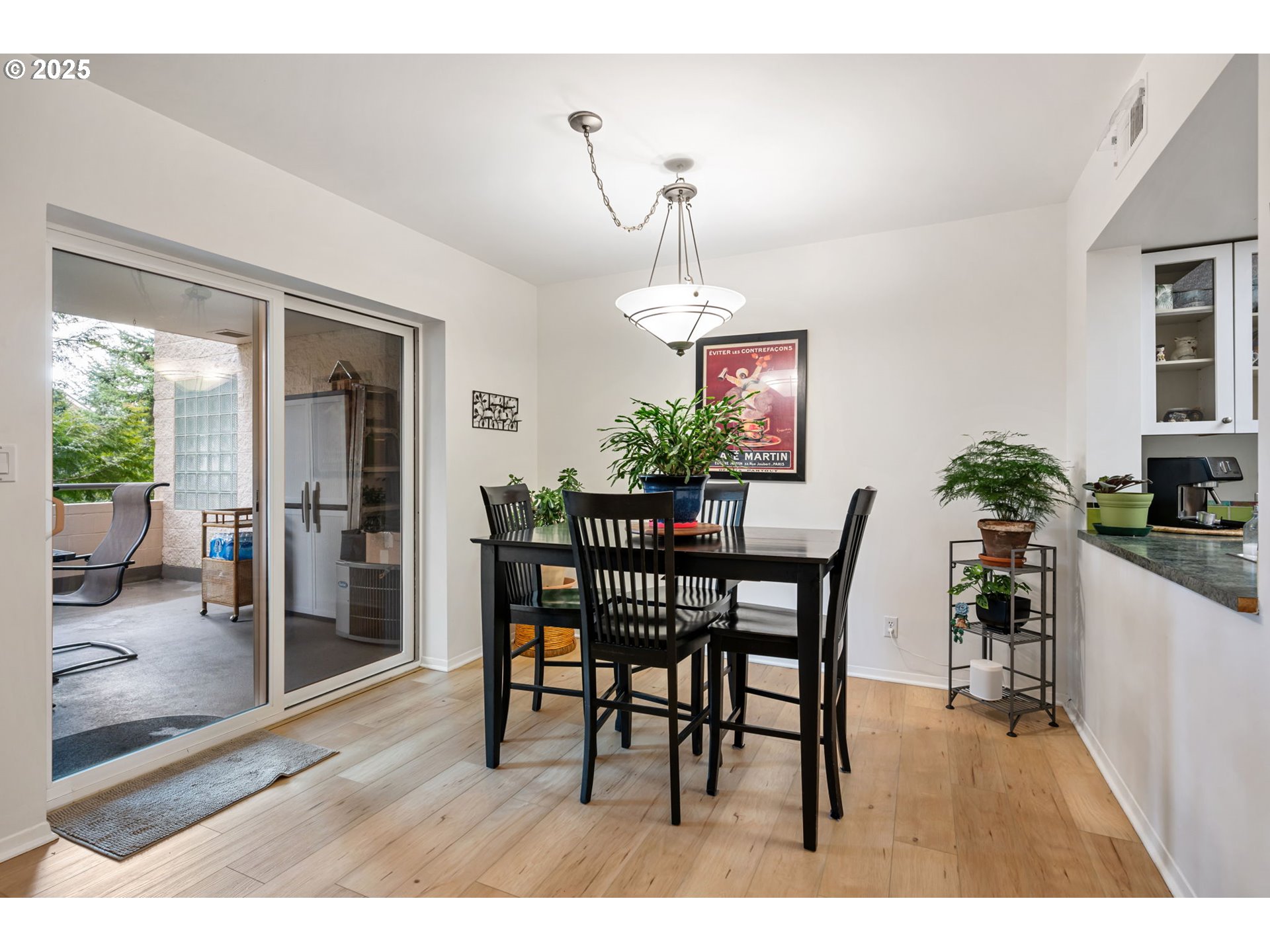 Photo #8: 556489198 Listing: Photo #8