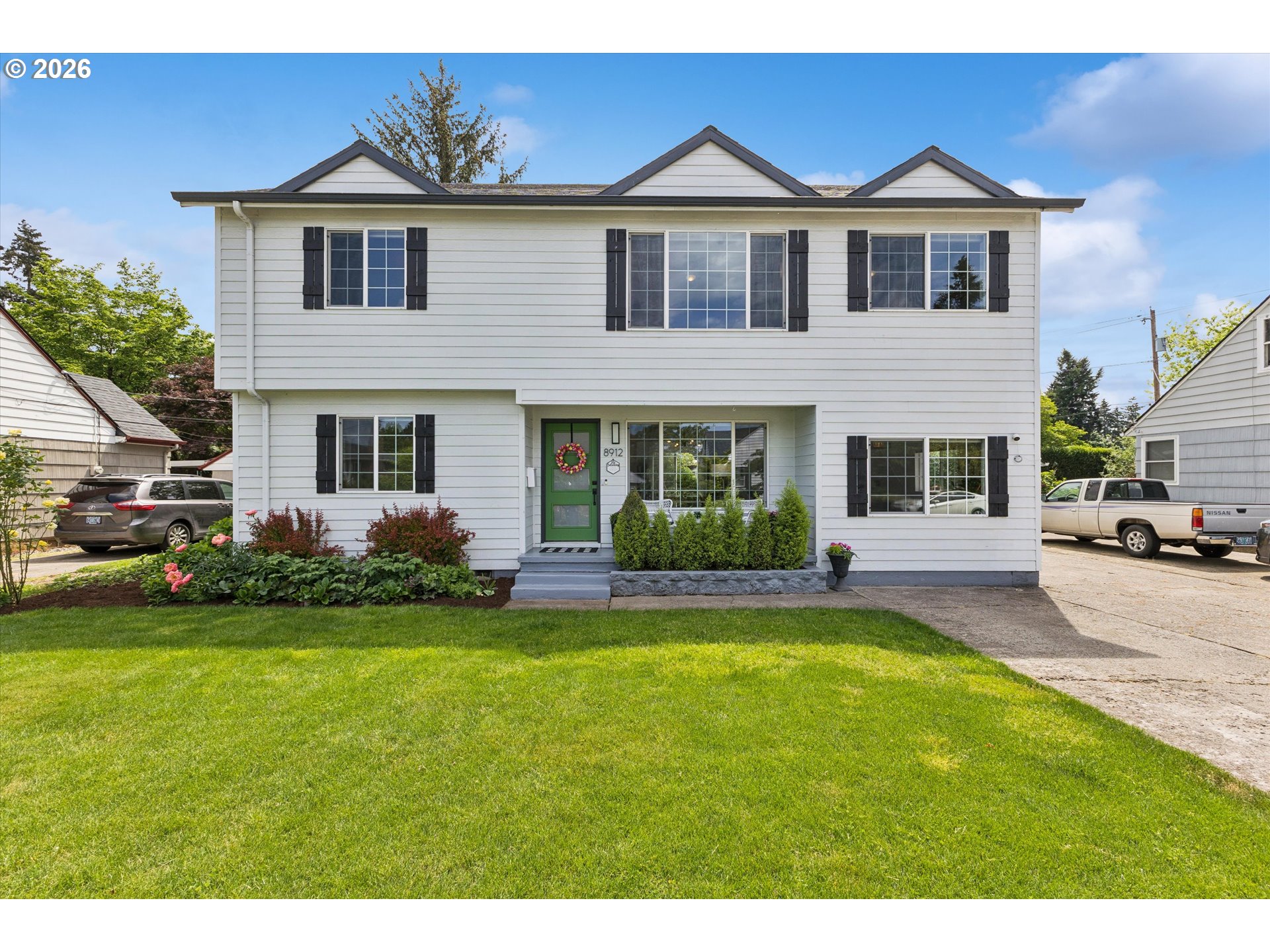FEATURED LISTINGS