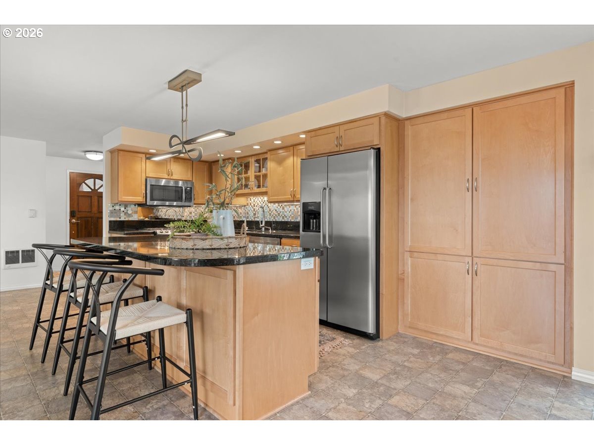 Photo #11: 557468517 Listing: Photo #11