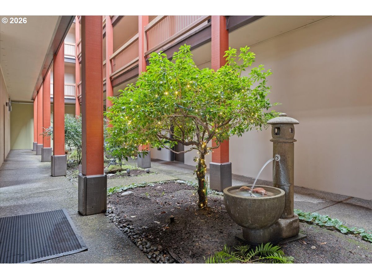 Photo #32: 557468517 Listing: Photo #32