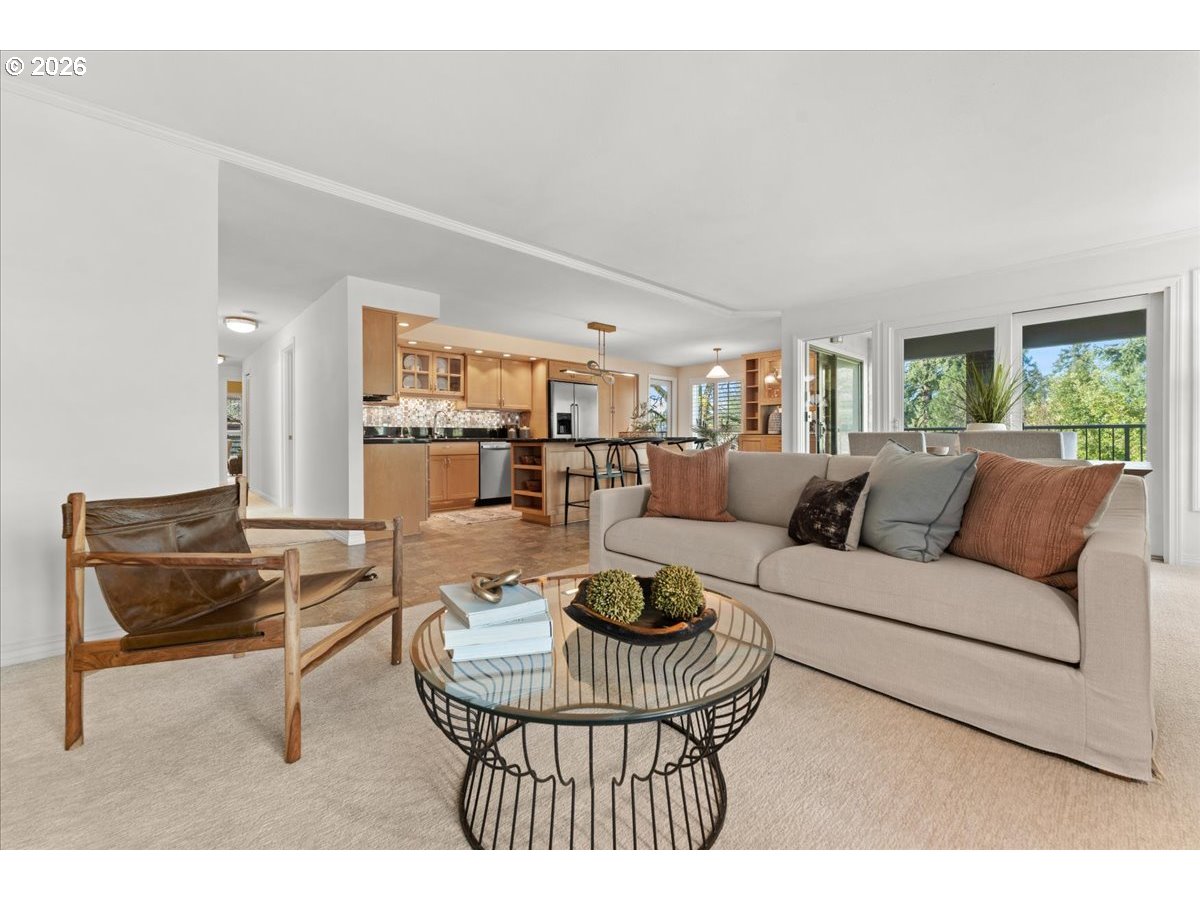 Photo #4: 557468517 Listing: Photo #4